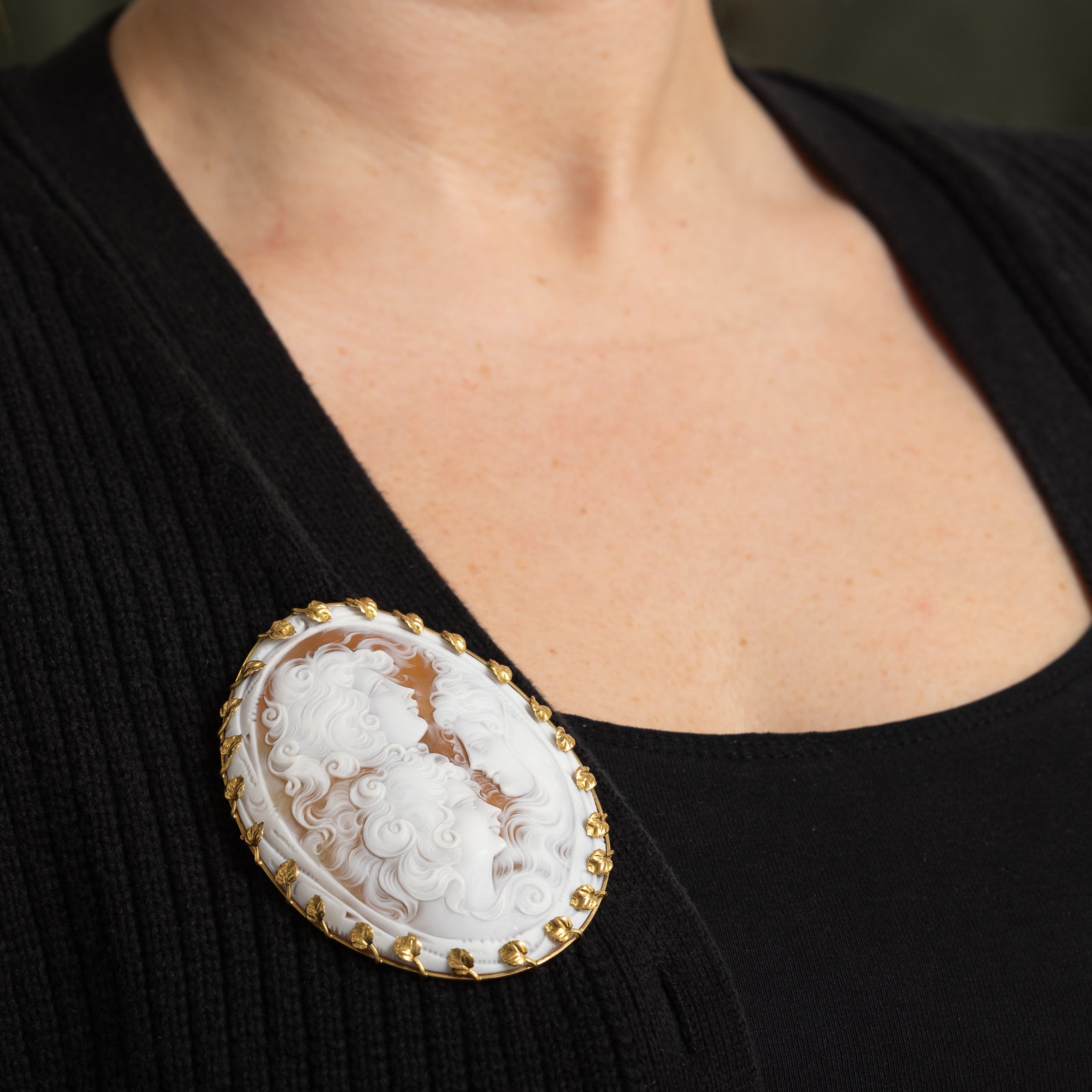 Italian Cameo Agate Convertible Pendant & Brooch