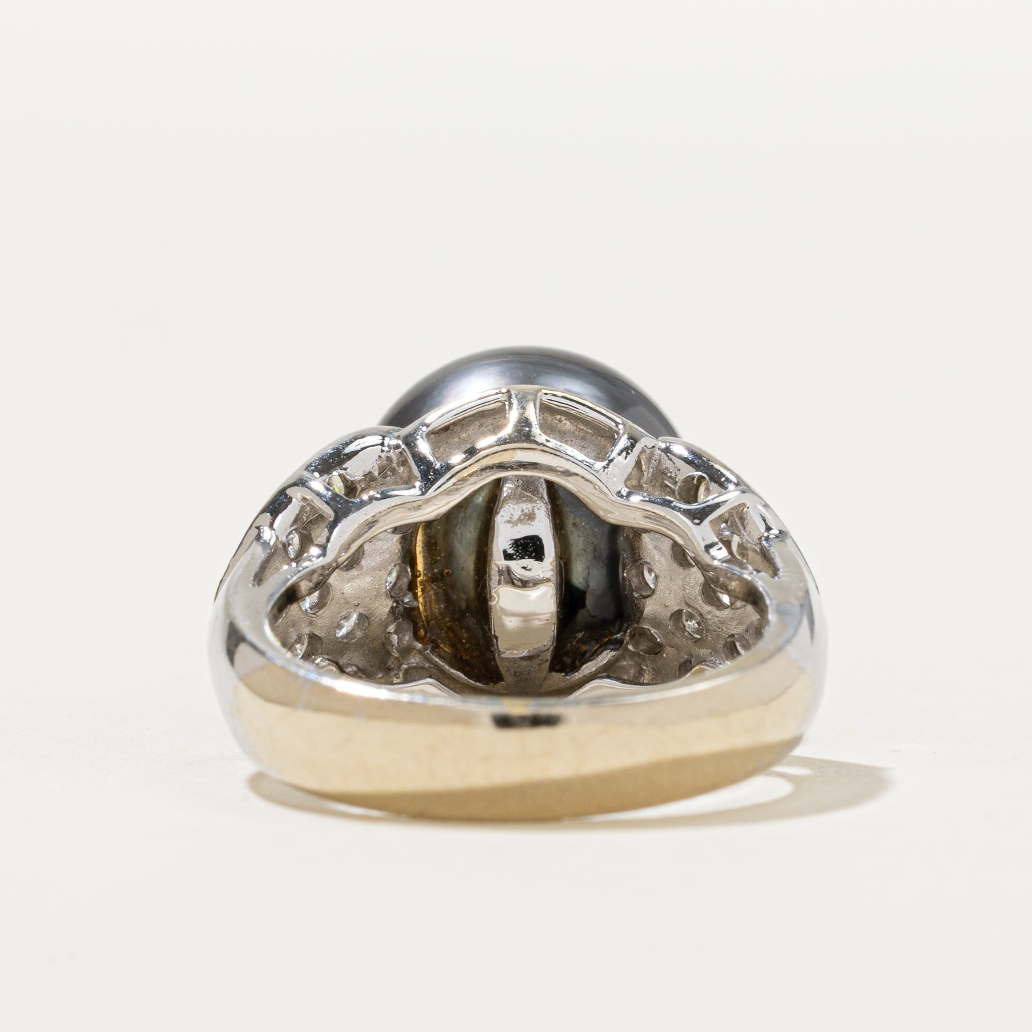 18k Tahitian Black Pearl & Diamond Ring | 0.26ctw | SZ 4