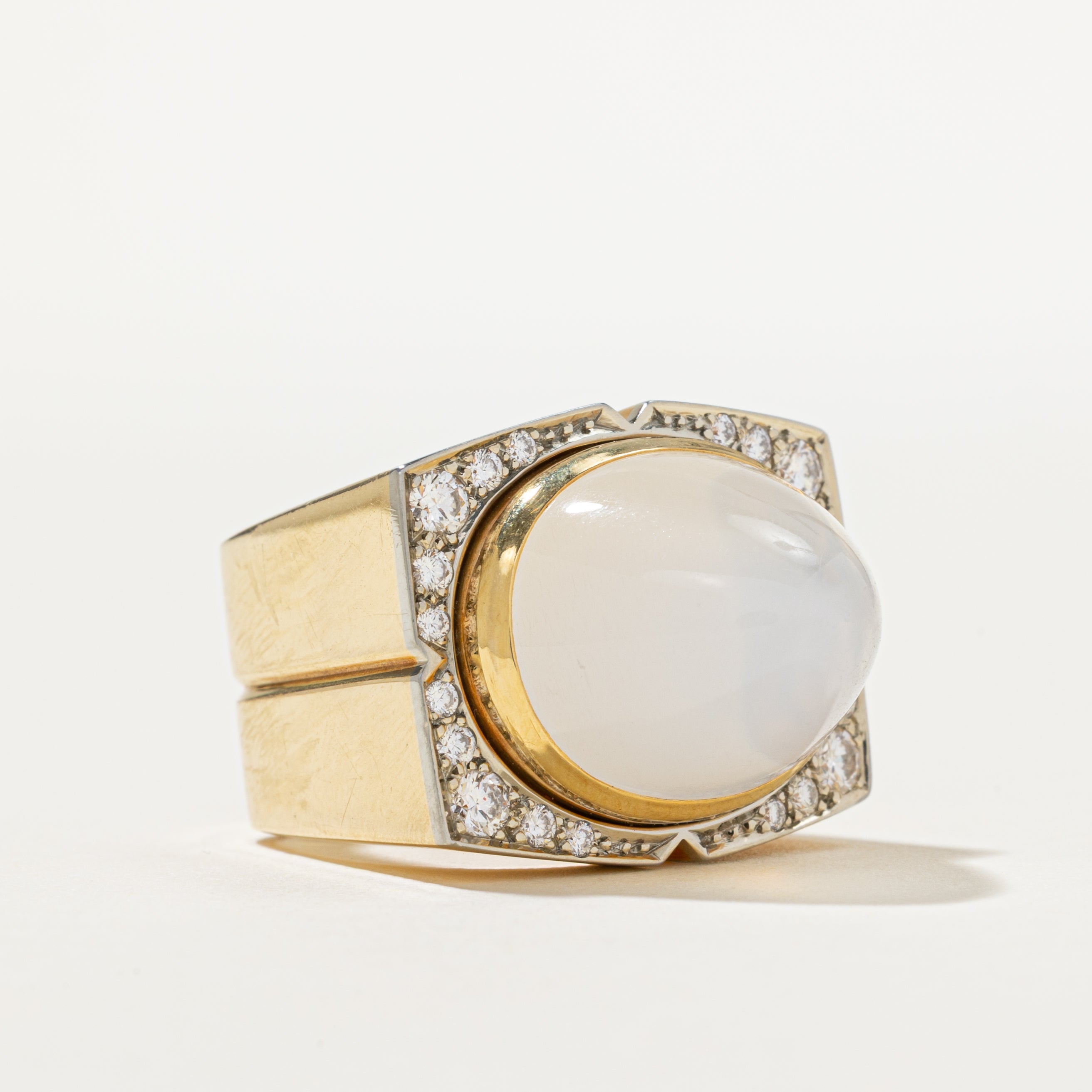 Moonstone & Diamond Chunky Grooved Cocktail Ring | 0.64ctw | 26.00ct | SZ 6.25