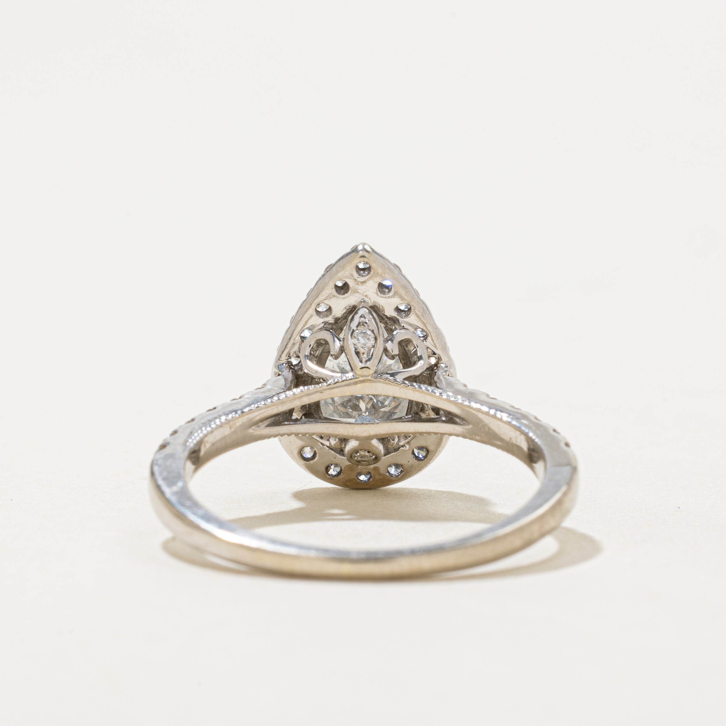 18k Pear Cut Diamond Halo Ring | 1.58ctw | SZ 6