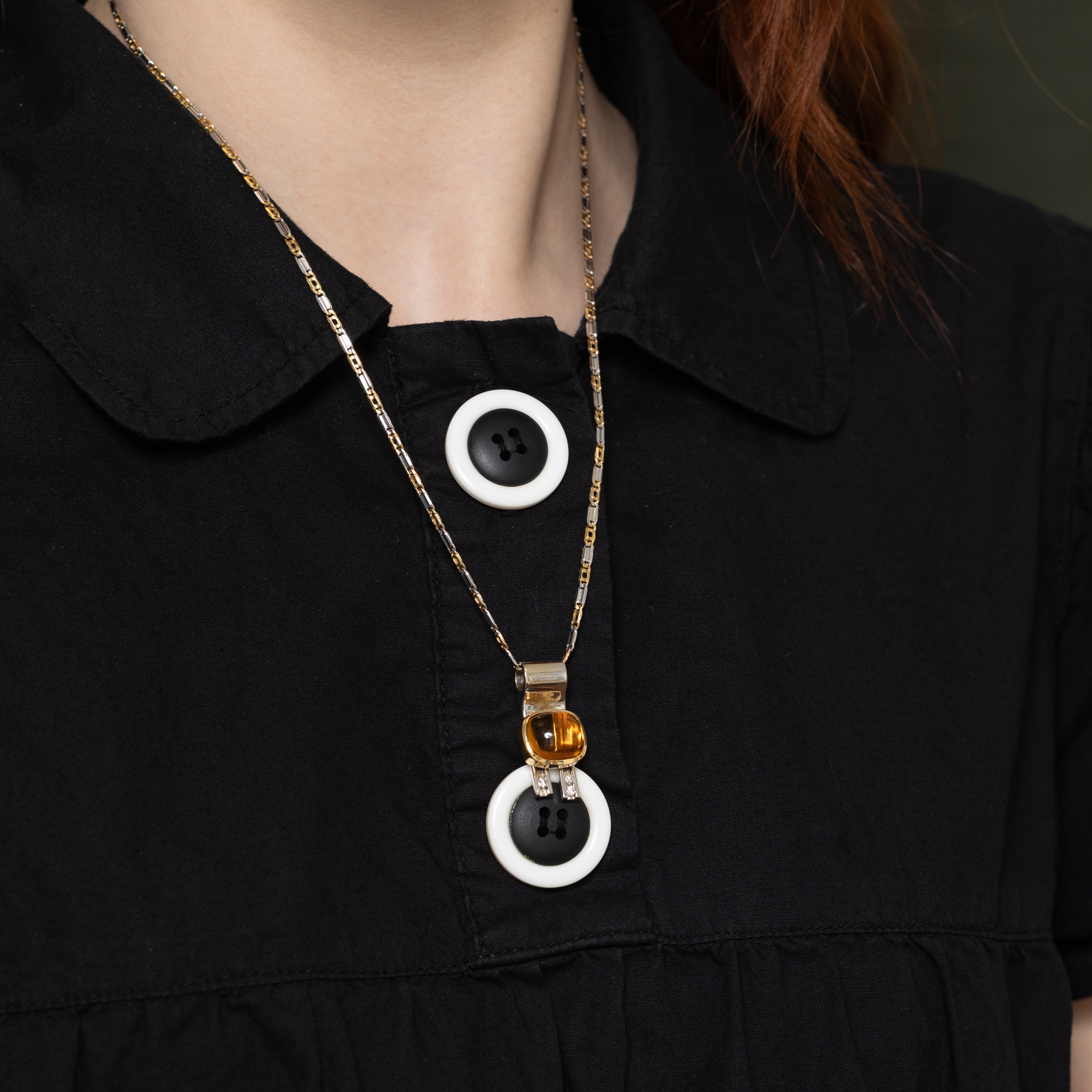 Collier pendentif bicolore en citrine et diamants sertis clos | 5,77 ct, 0,11 ct au total | 48 cm