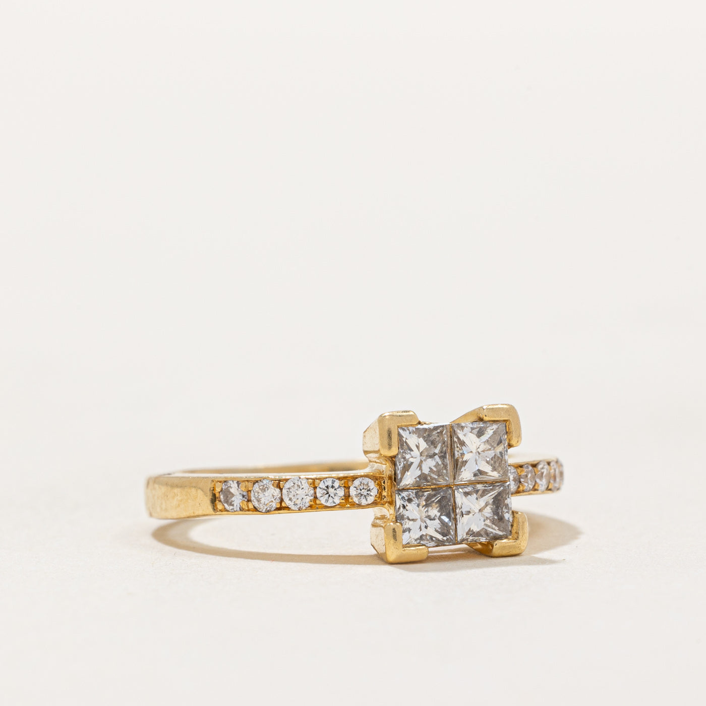 Bague en diamant taille princesse | 0,63 ct | Taille 5,25 |