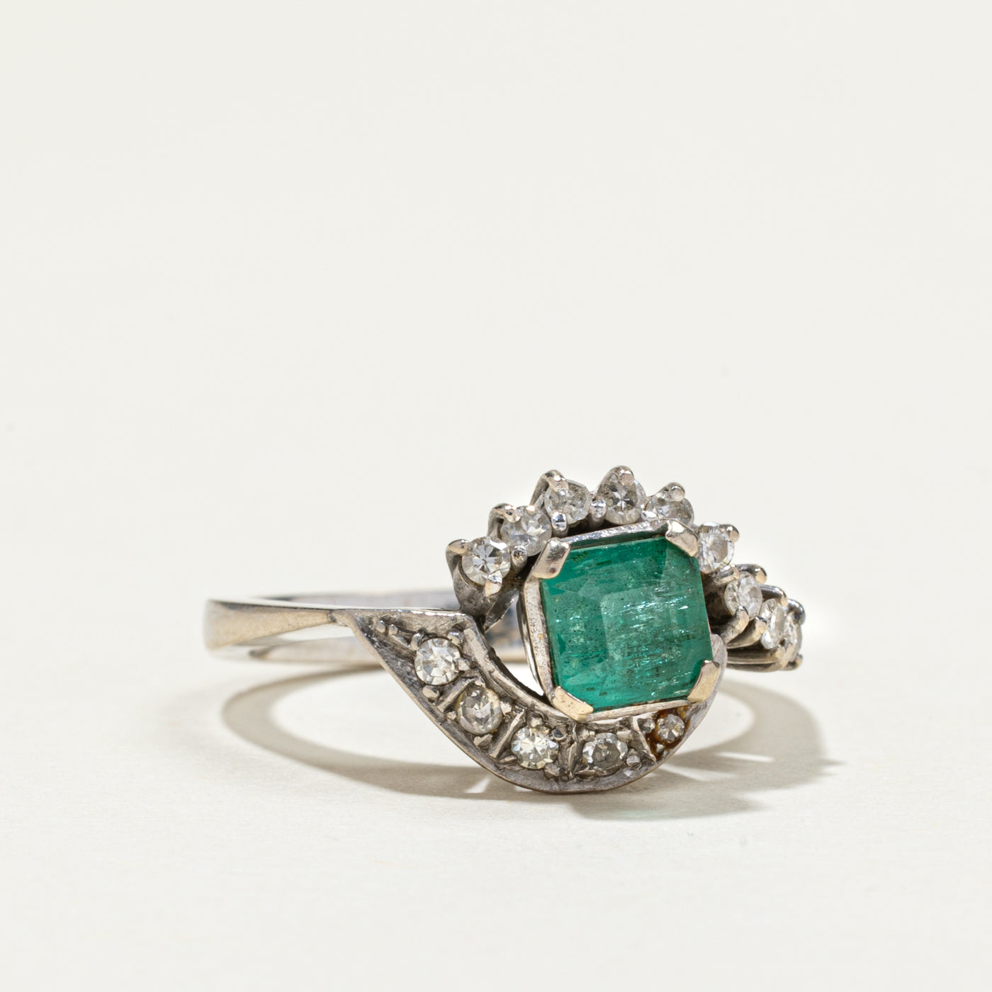 Beryl & Diamond Ring | 0.82ct, 0.23ctw | SZ 5.75