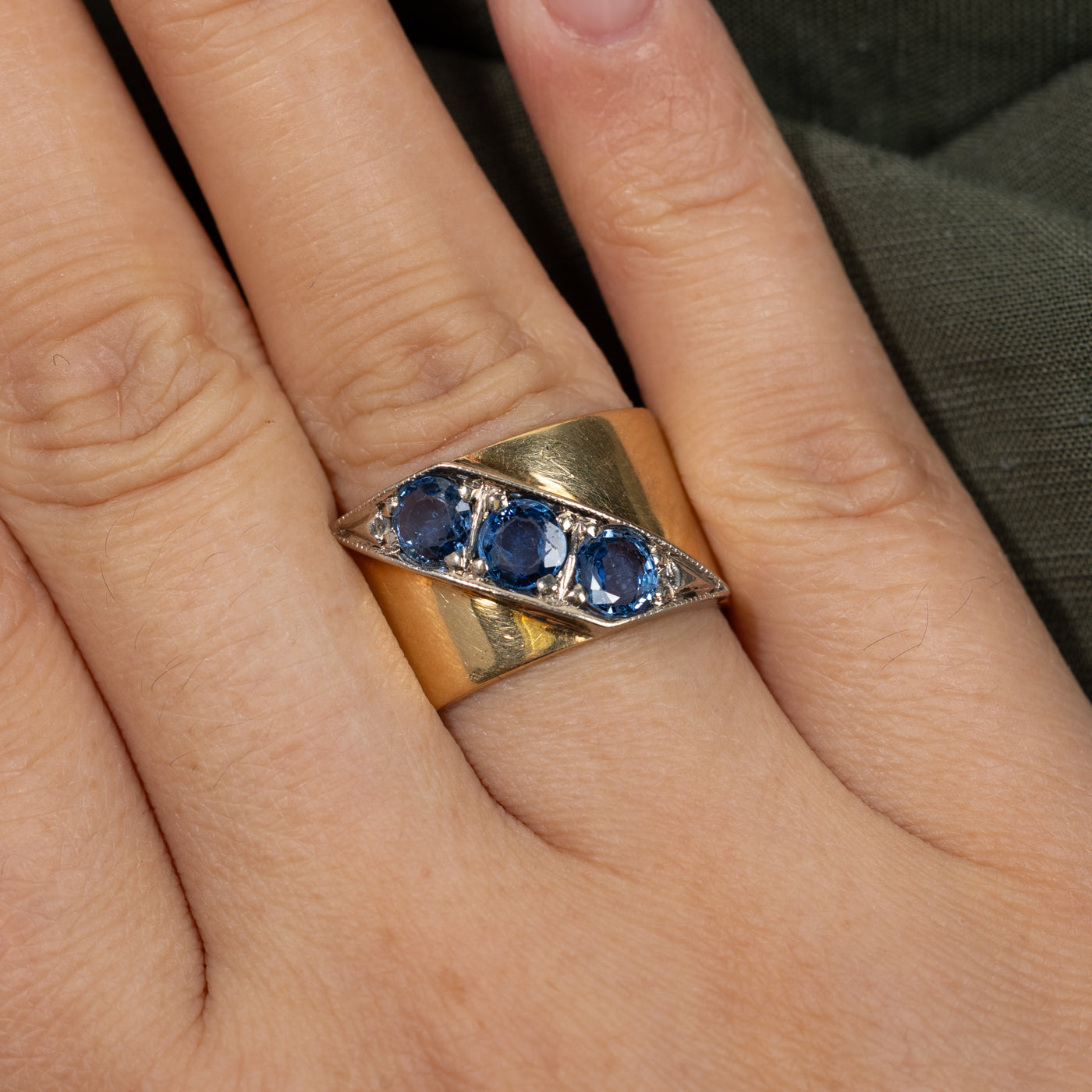 Three Stone Diagonal Set Blue Sapphire Cigar Band | 1.73ctw | SZ 7.5