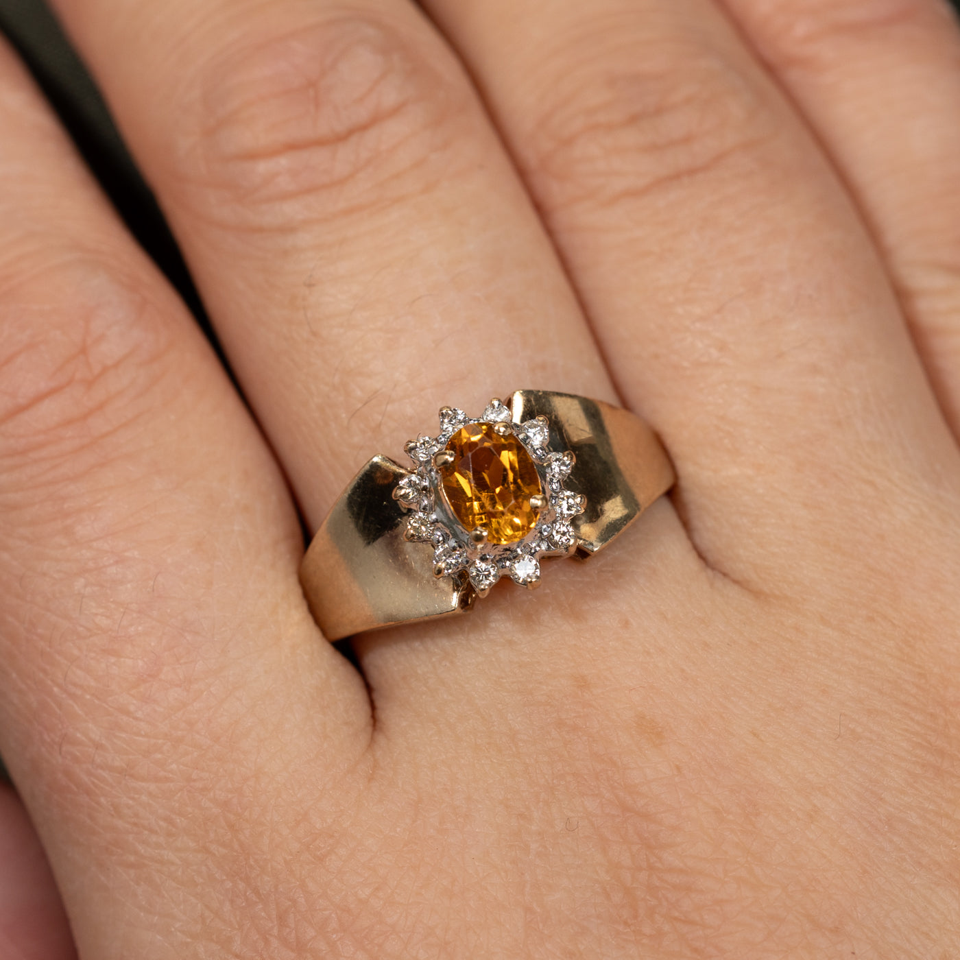 Oval Cut Citrine & Diamond Tapered Petal Ring | 0.70ct, 0.10ctw | SZ 10.75