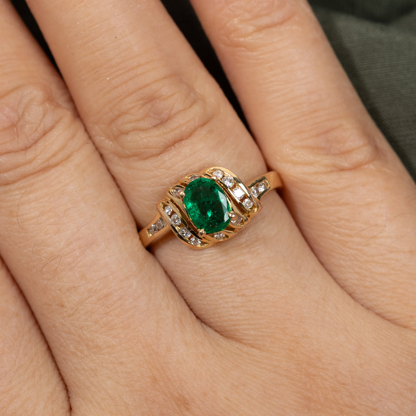 Oval Emerald & Diamond Accented Ring | 0.45ct, 0.24ctw | SZ 6.5