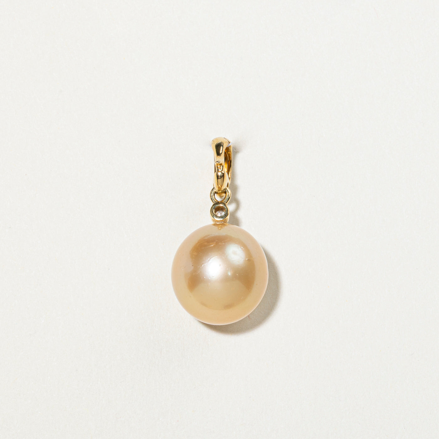 South Sea Pearl & Diamond Pendant | 13.5-14.00mm, 0.03ct