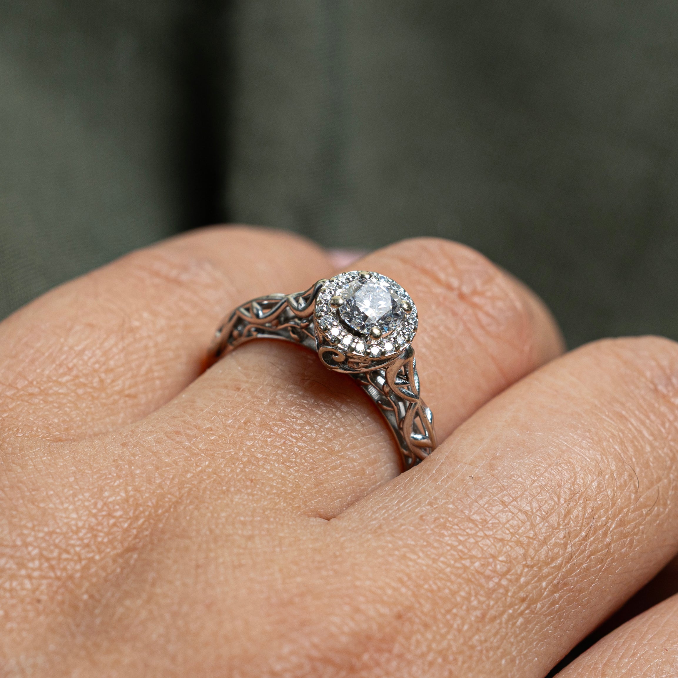Diamond Halo Engagement Ring | 0.63ctw | SZ 7.5