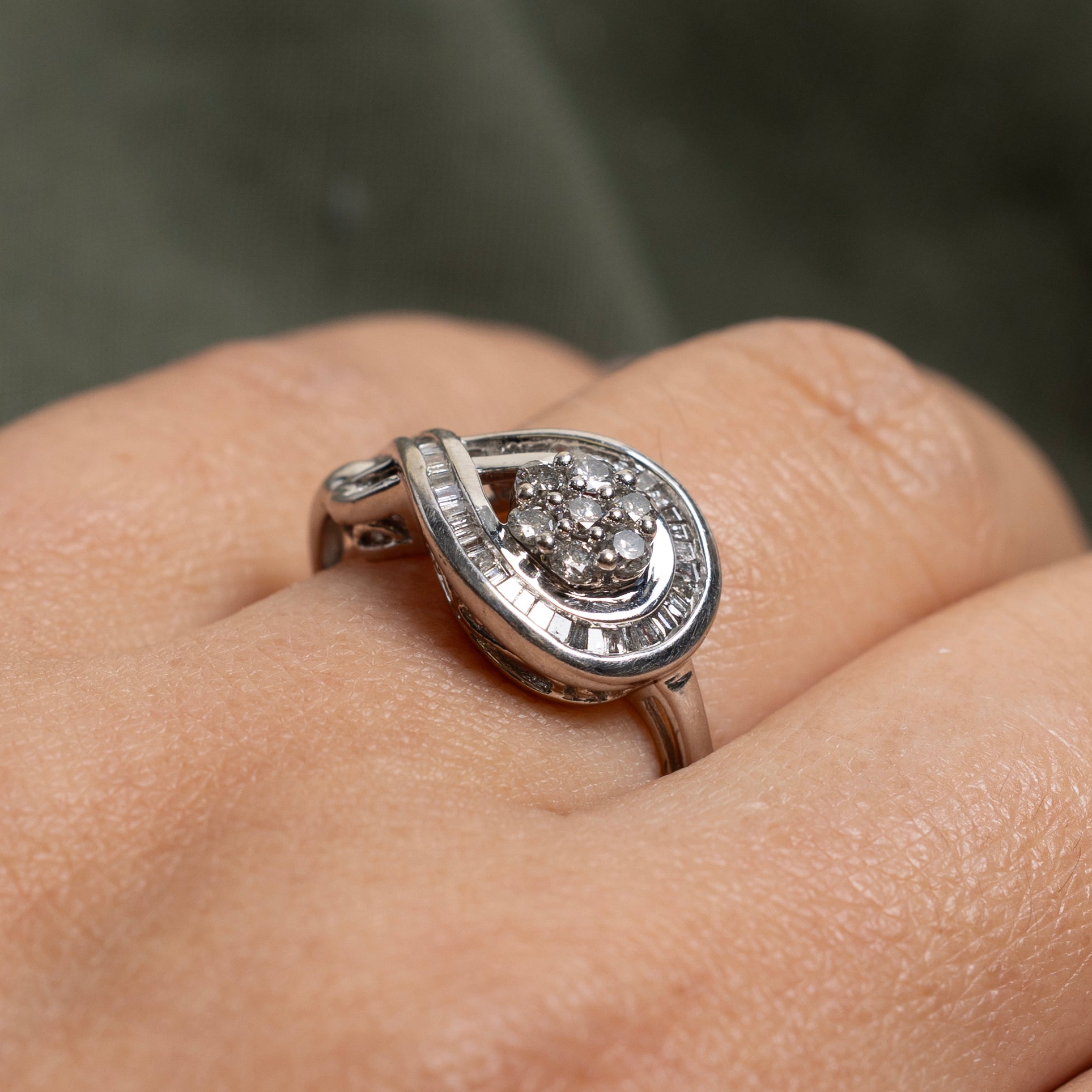 Diamond Cluster Cross Over Ring | 0.46ctw | SZ 5.75