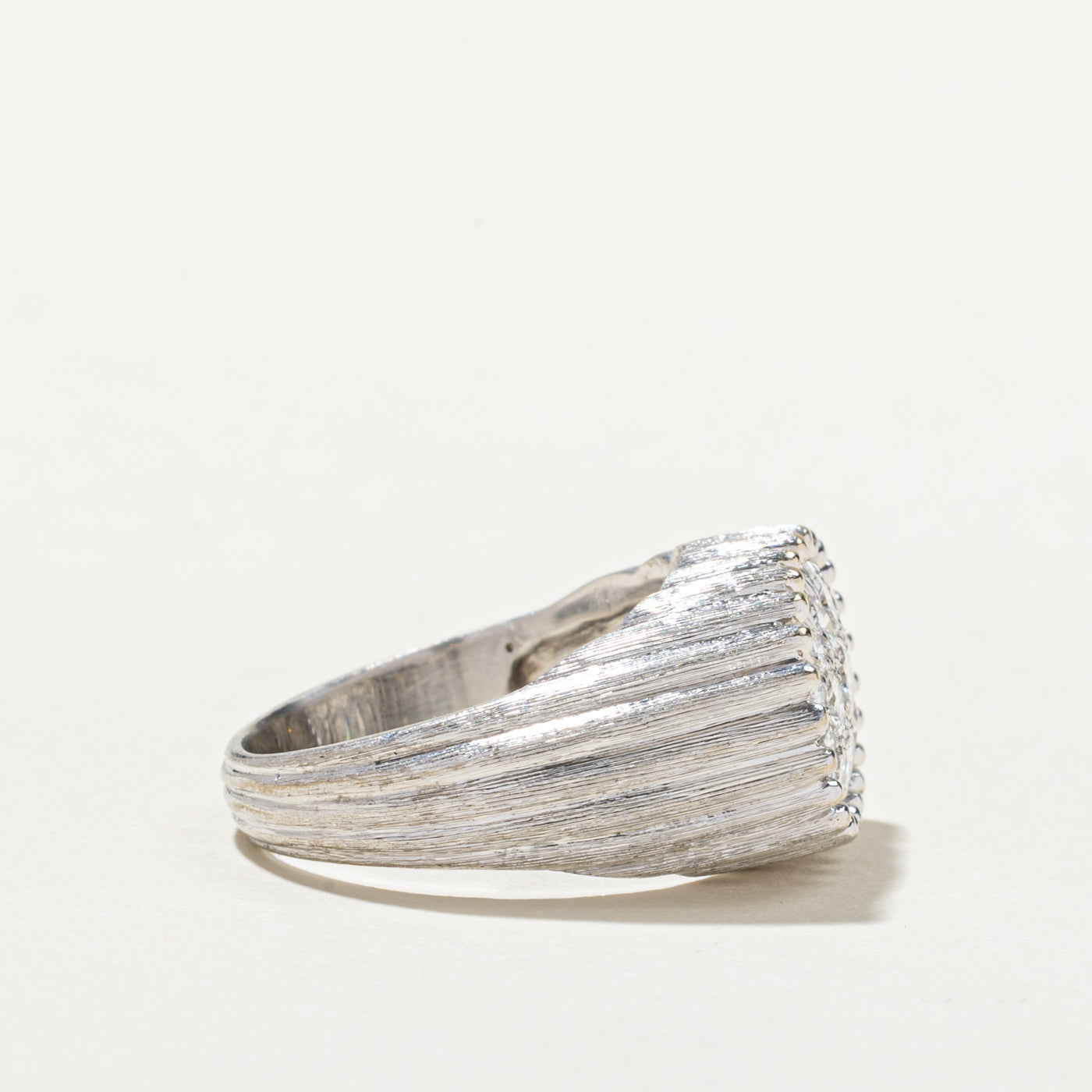 Diamond Oval Cluster Cocktail Ring | 1.25ctw | SZ 8