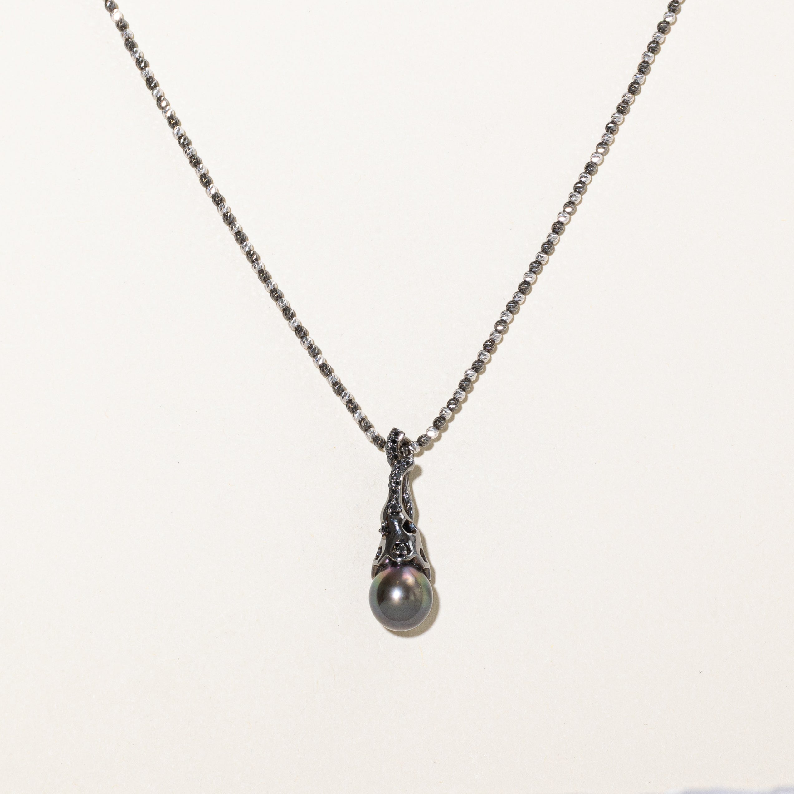 18k Tahitian Black Pearl & Black Diamond Beaded Necklace | 0.12ctw | 9.50mm | 17.5"