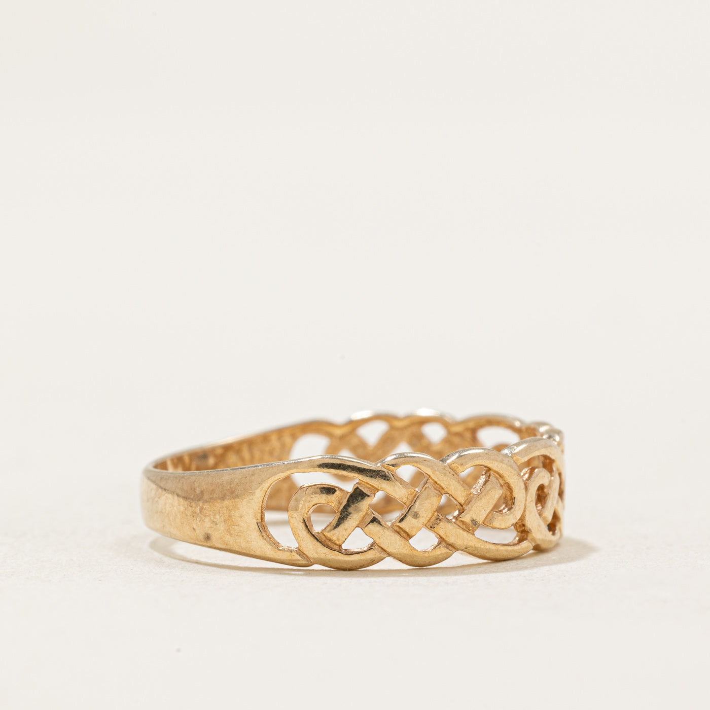 Sheffield 9k Yellow Gold Braided Band | SZ 6.75