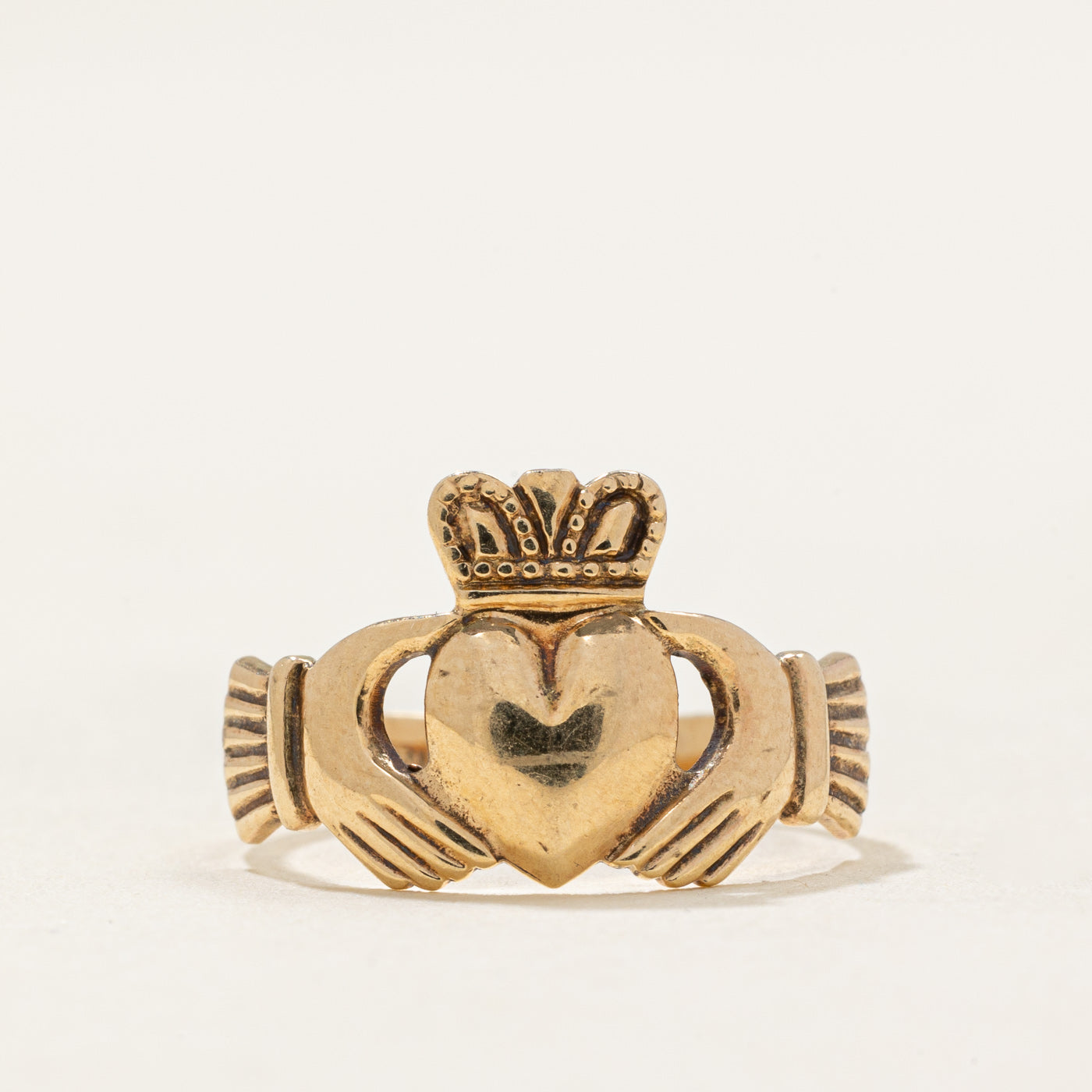 Dublin 9k Yellow Gold Claddagh Ring | SZ 3.5