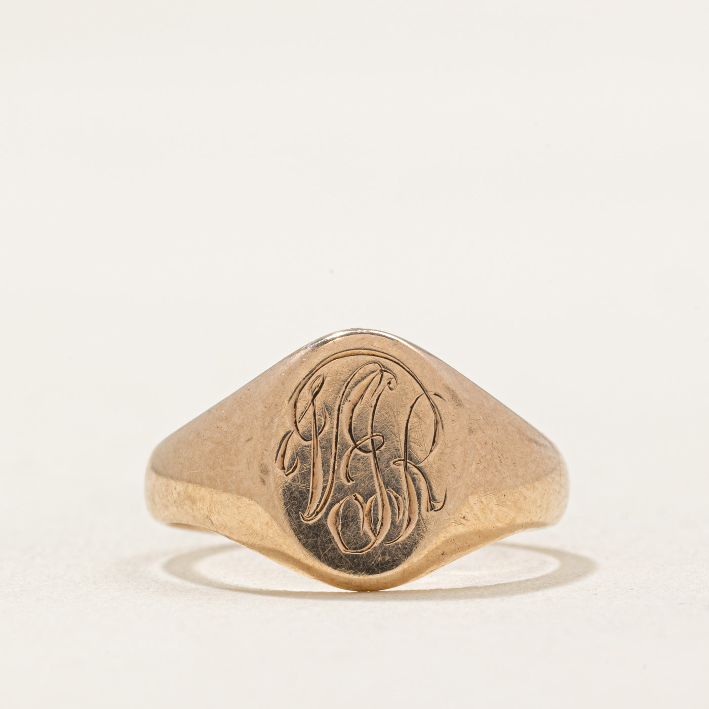 Vintage Pseudo Hallmarked 10k Yellow Gold Signet Ring | SZ 3.75