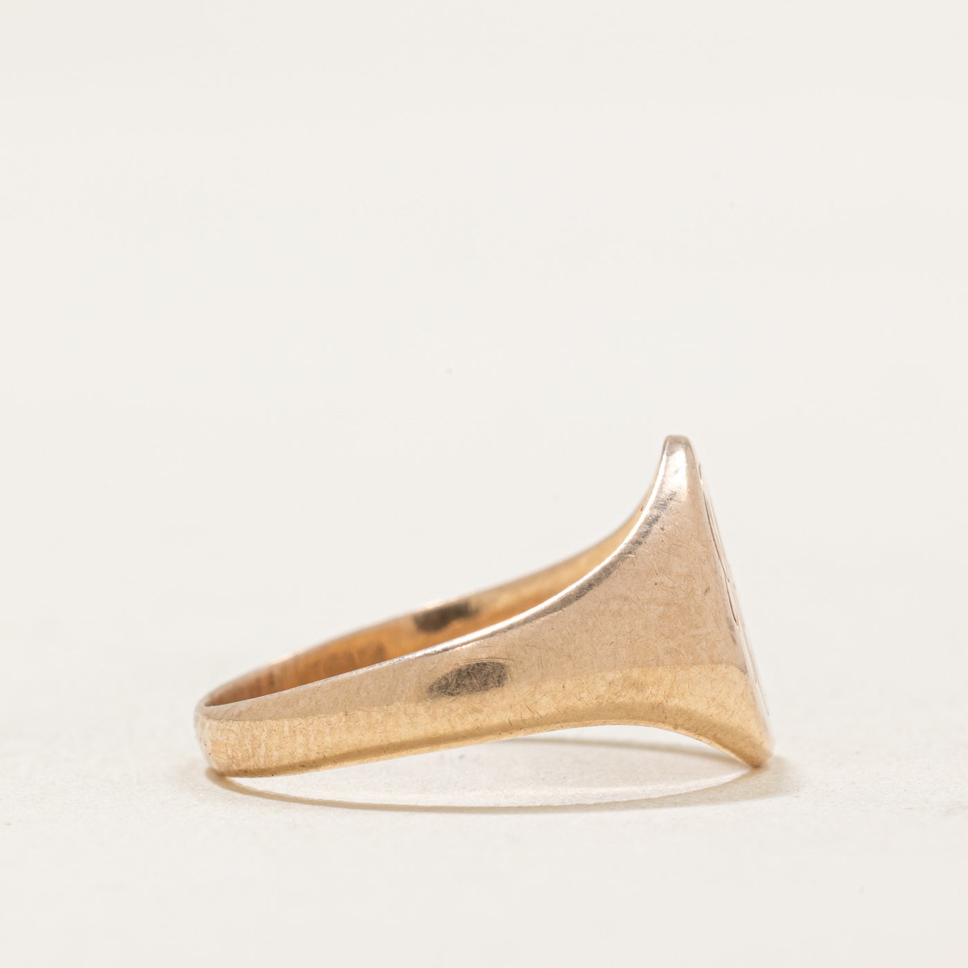 Vintage Pseudo Hallmarked 10k Yellow Gold Signet Ring | SZ 3.75