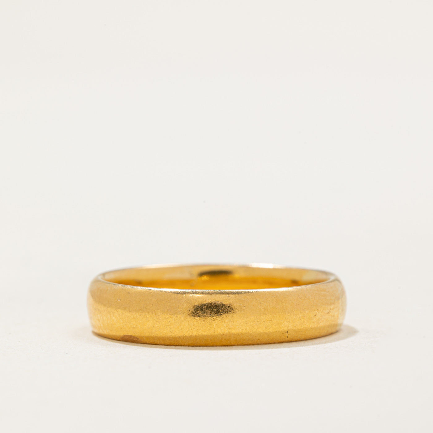Vintage Pseudo Hallmarked 22k Yellow Gold Wedding Band | 4.15mm | SZ 7.25
