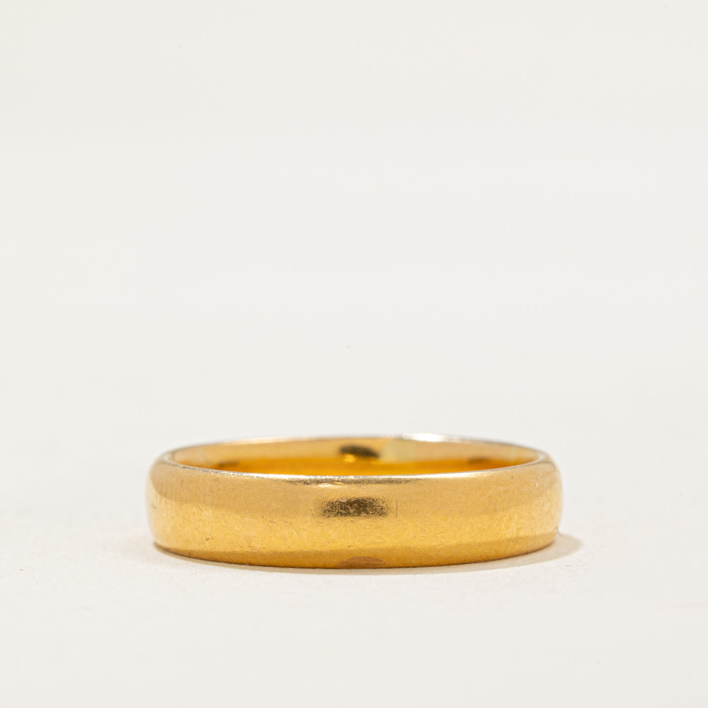Vintage Pseudo Hallmarked 22k Yellow Gold Wedding Band | 4.15mm | SZ 7.25