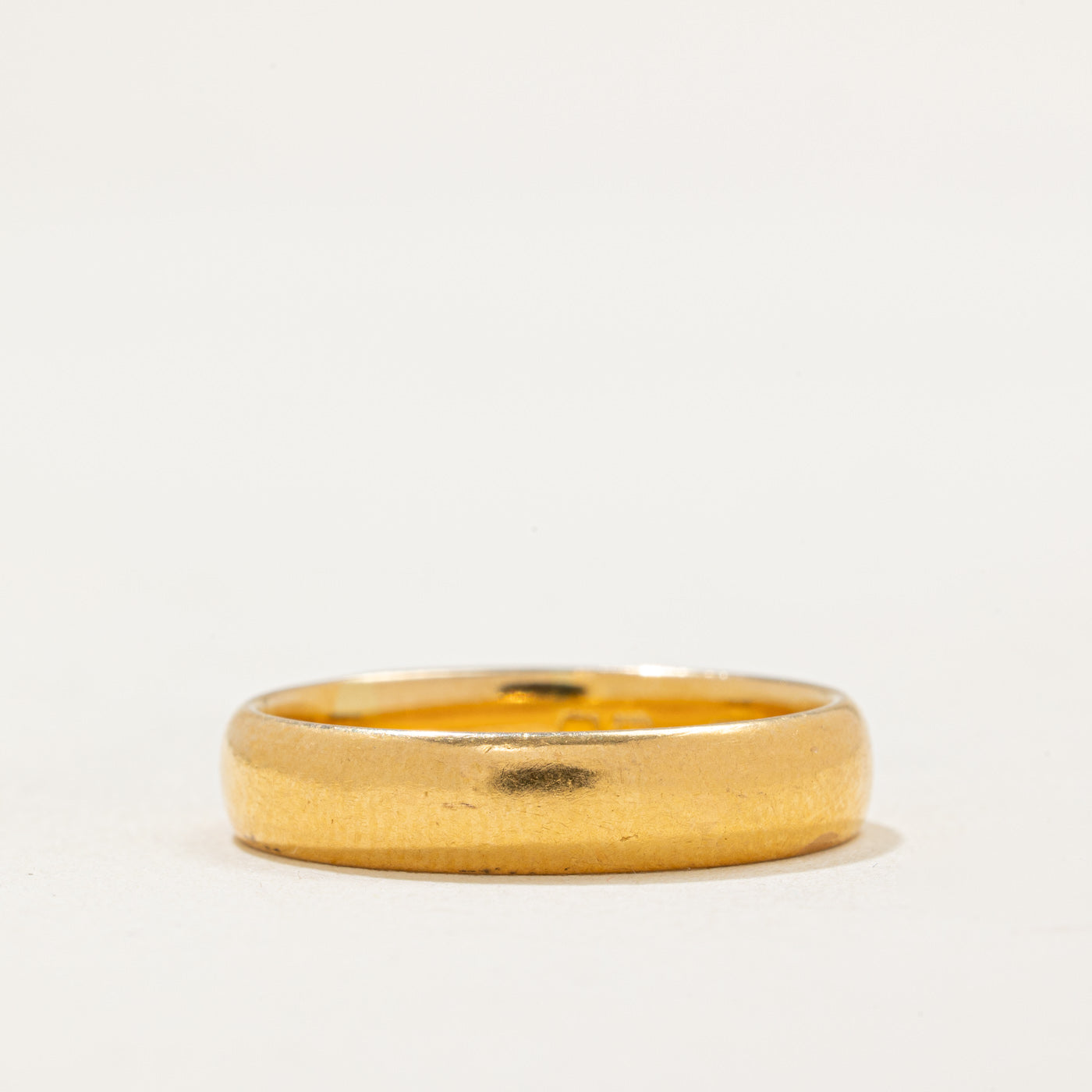 Vintage Pseudo Hallmarked 22k Yellow Gold Wedding Band | 4.15mm | SZ 7.25