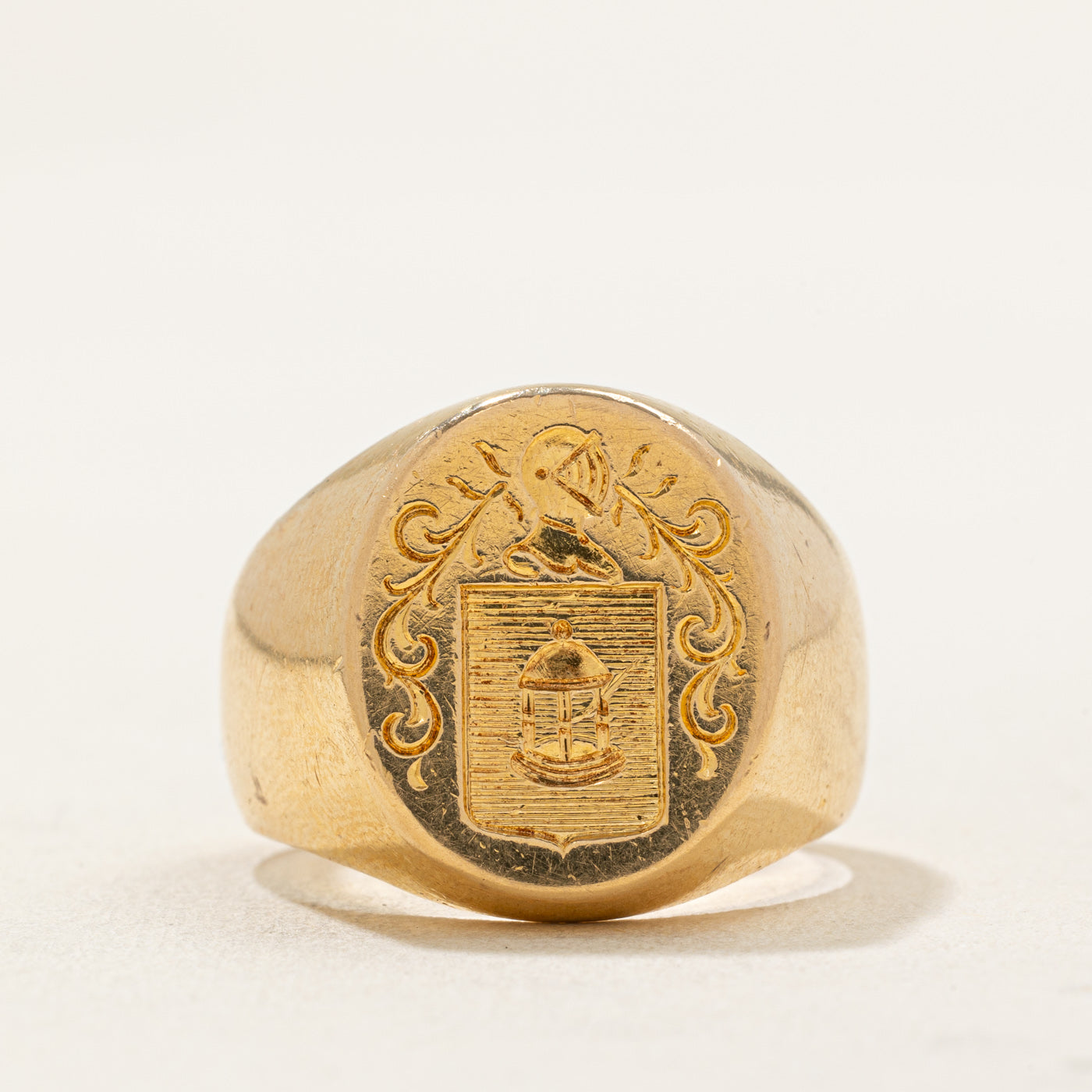 1973 Stockholm 18k Yellow Gold Family Crest Ring | SZ 9