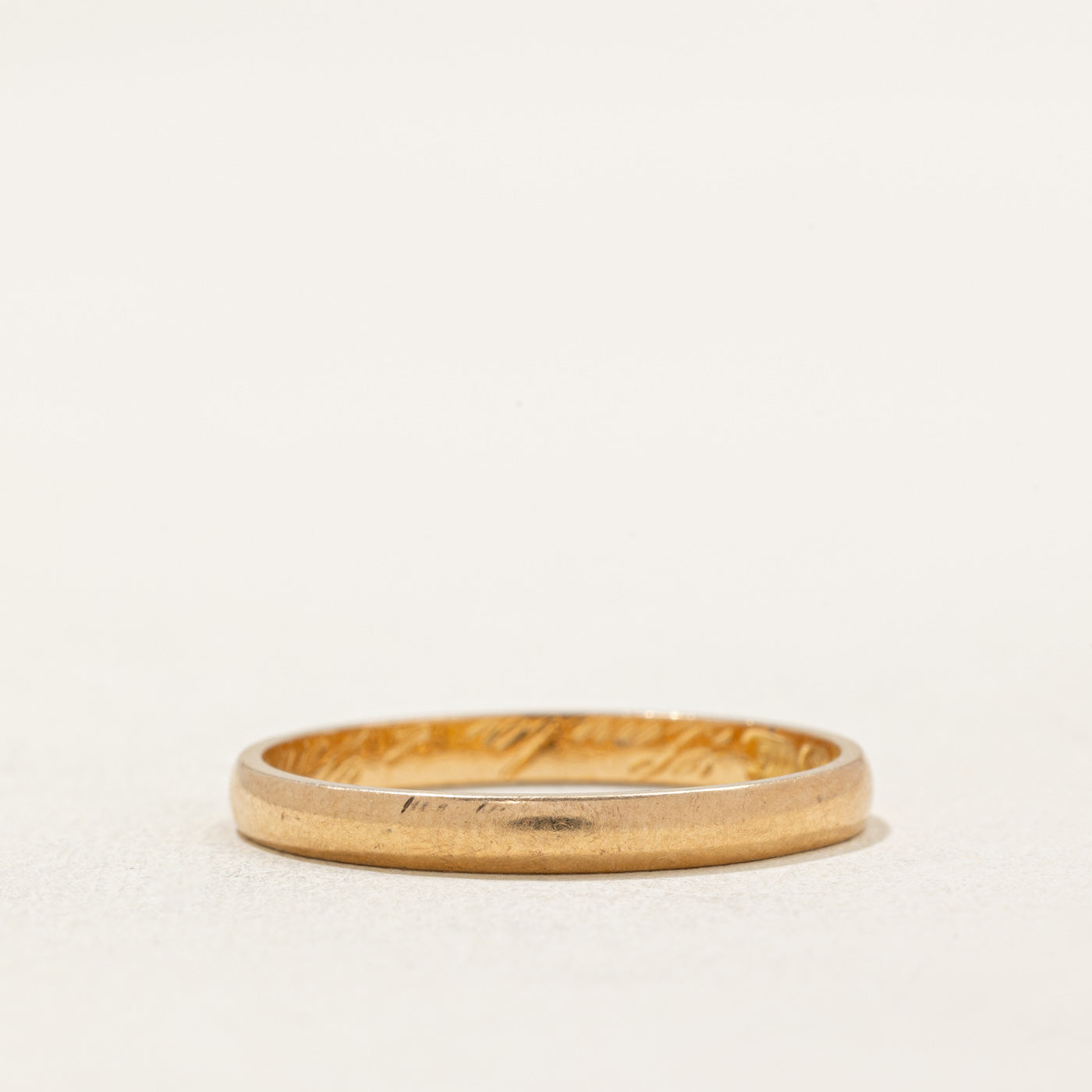 Alliance finlandaise en or jaune 18 carats de 1949 | 2,30 mm | Taille 8