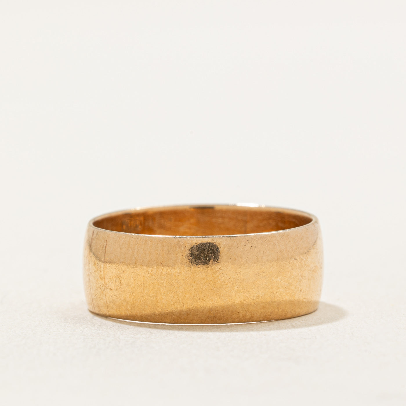 14k Yellow Gold Wedding Band | 7.25mm | SZ 7.25