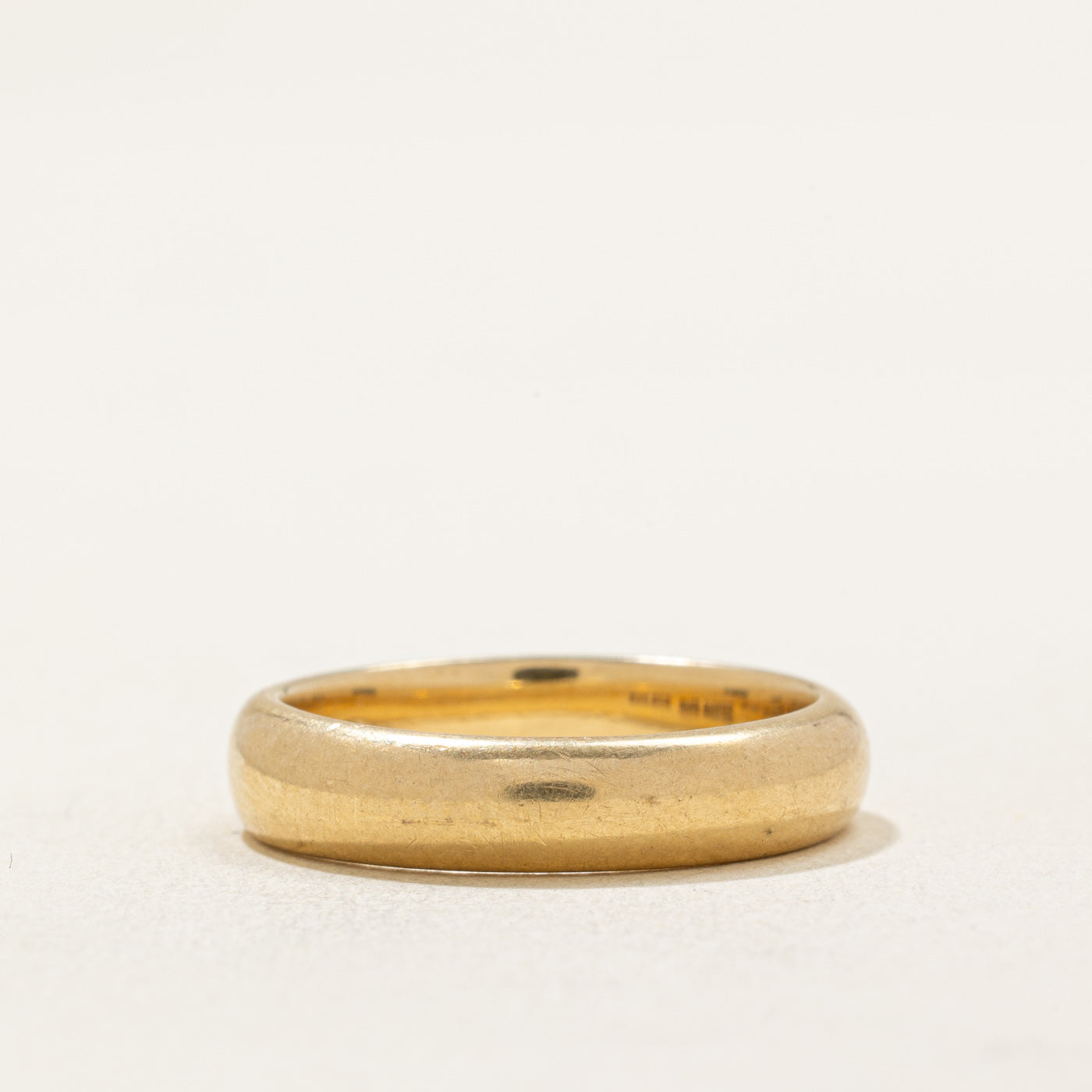18k Yellow Gold Wedding Band | 4.55mm | SZ 7.25