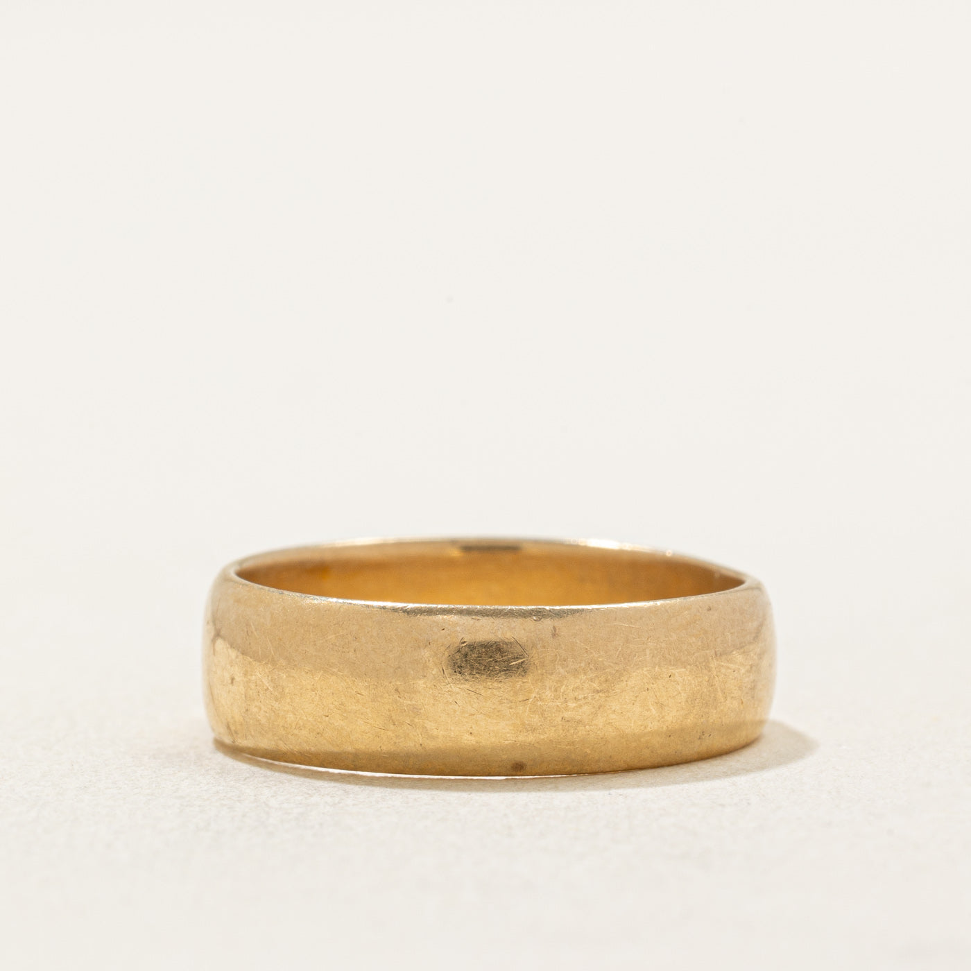 18k Yellow Gold Wedding Band | 5.35mm | SZ 6