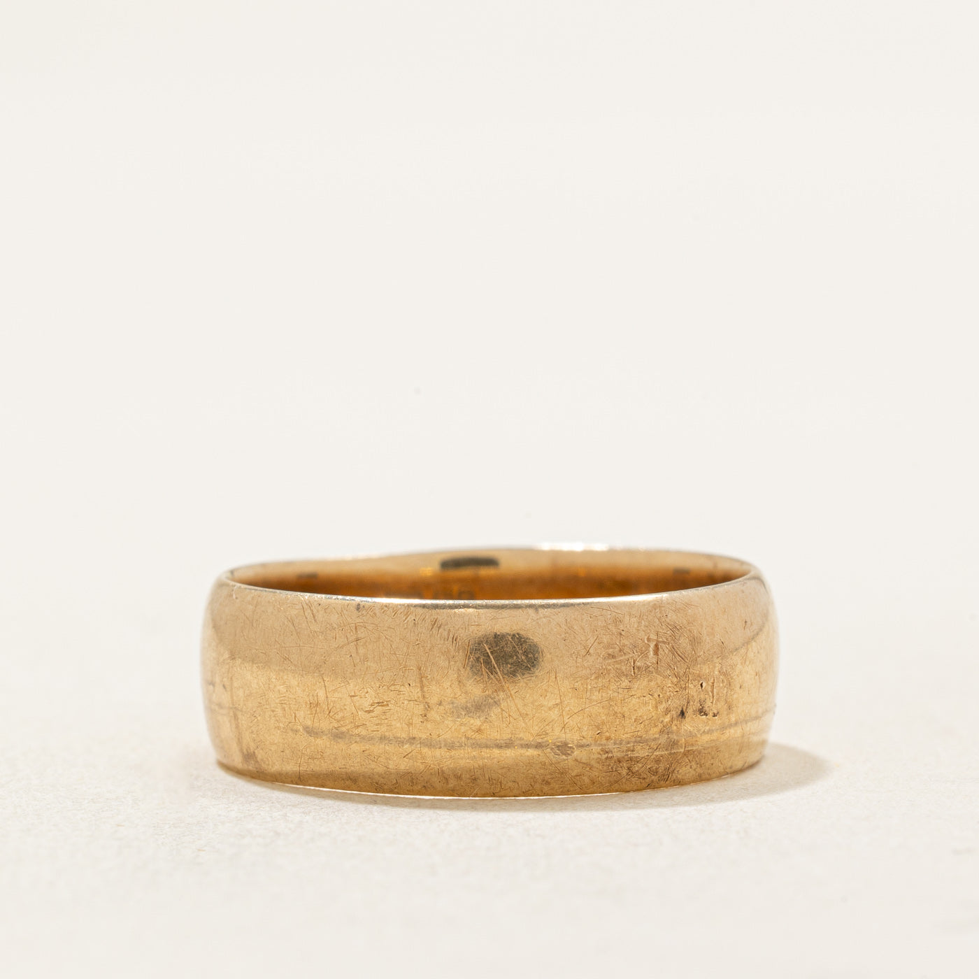 14k Yellow Gold Wedding Band | 6.65mm | SZ 7.25