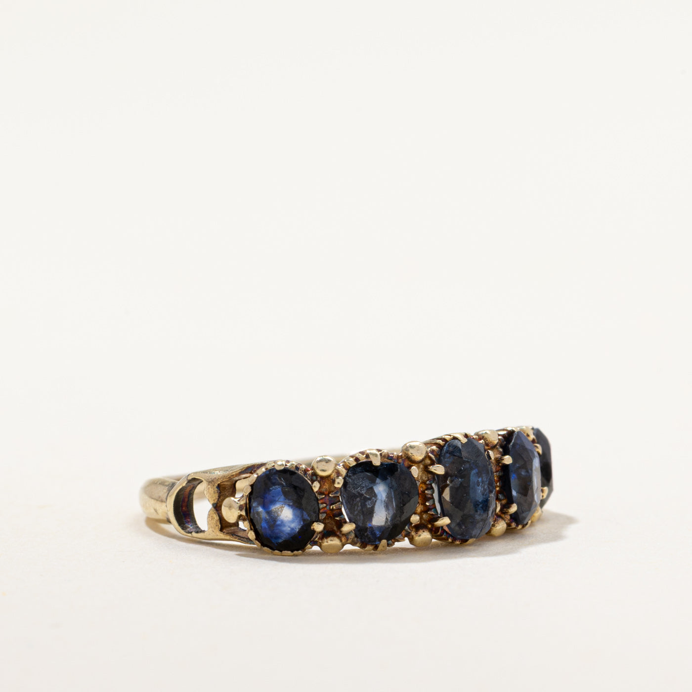 Vintage Five Stone Sapphire Band | 1.65ctw | SZ 6.25