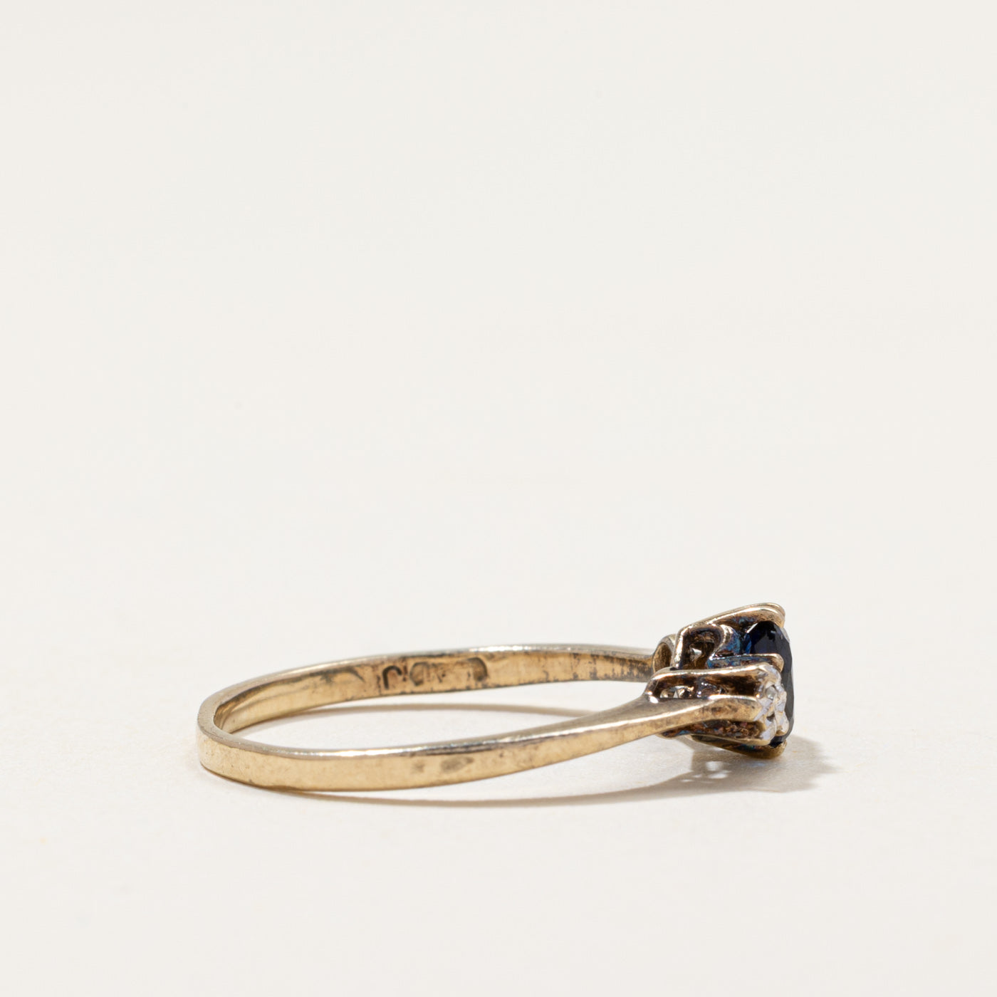 Vintage Sapphire & Diamond Ring | 0.25ct, 0.02ctw | SZ 4.5