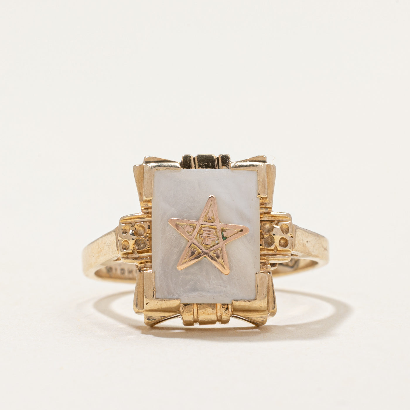 'Birks' Mother of Pearl Star Ring | 2.50ct | SZ 6.5