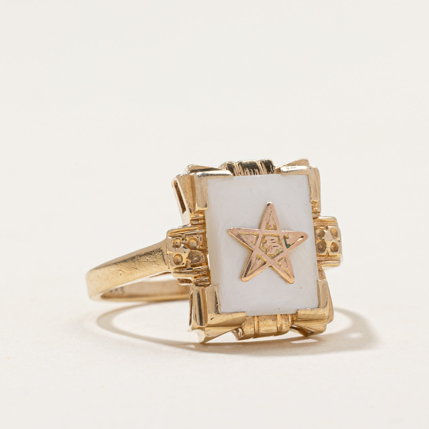 'Birks' Mother of Pearl Star Ring | 2.50ct | SZ 6.5