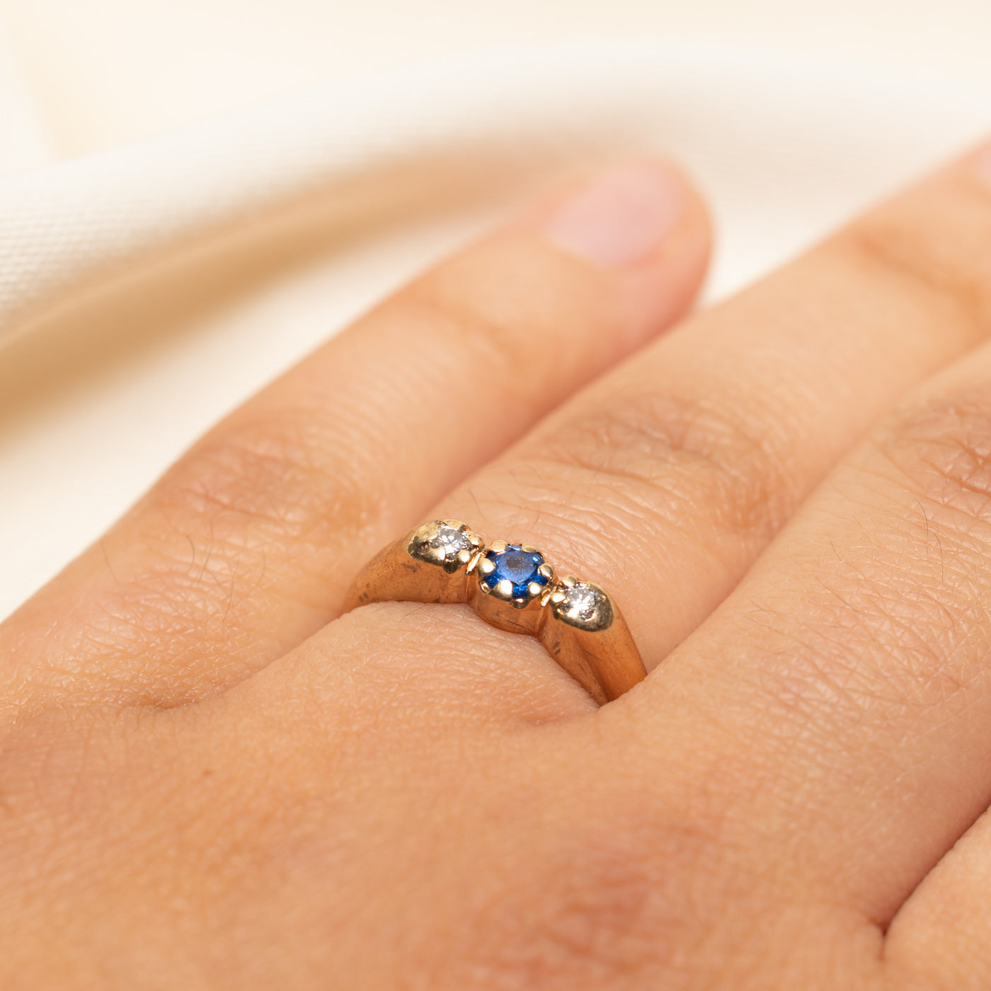 Antique Synthetic Sapphire & Natural Diamond Ring | 0.15ct, 0.10ctw | SZ 6