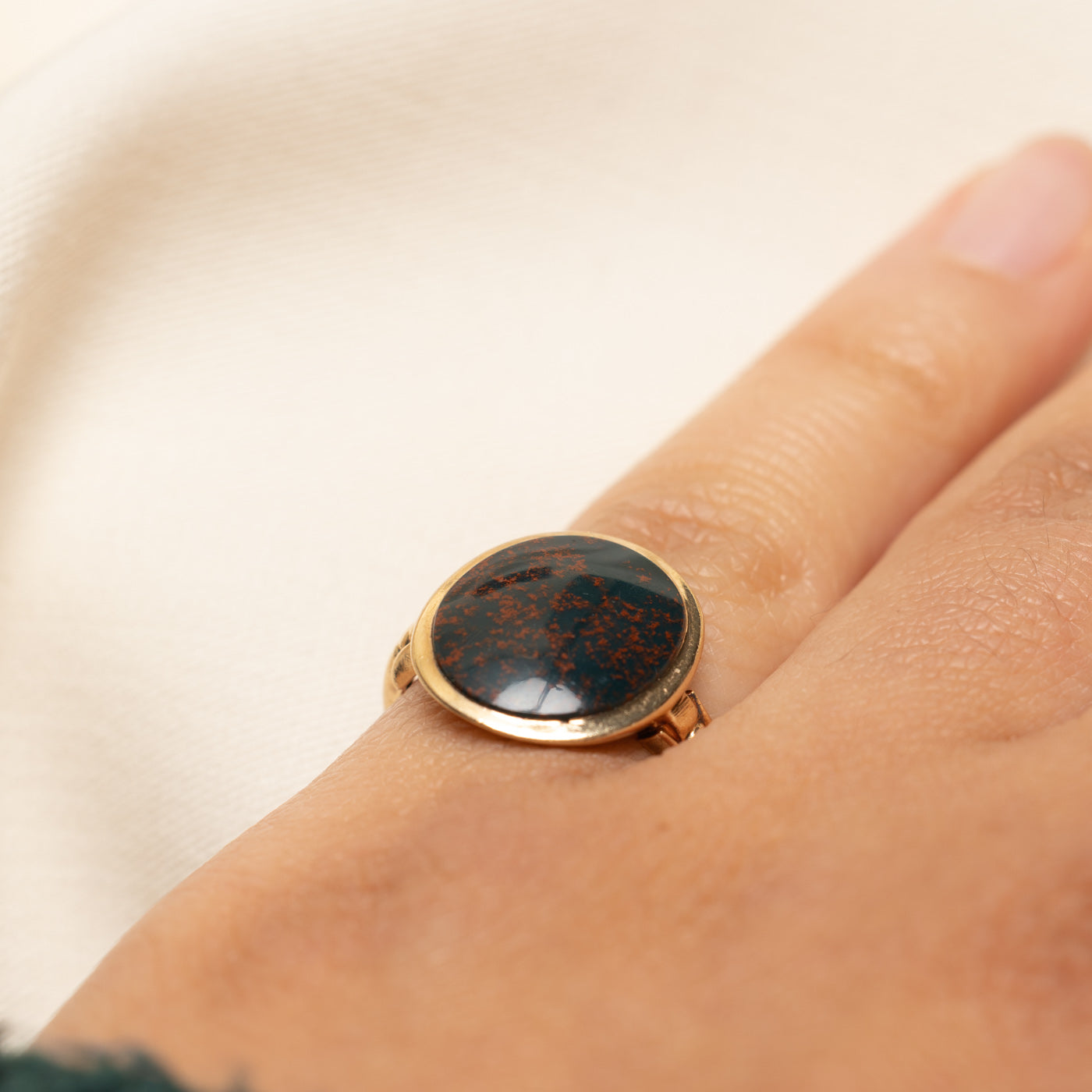 Vintage Bloodstone Ring | 3.00ctw | SZ 5.25