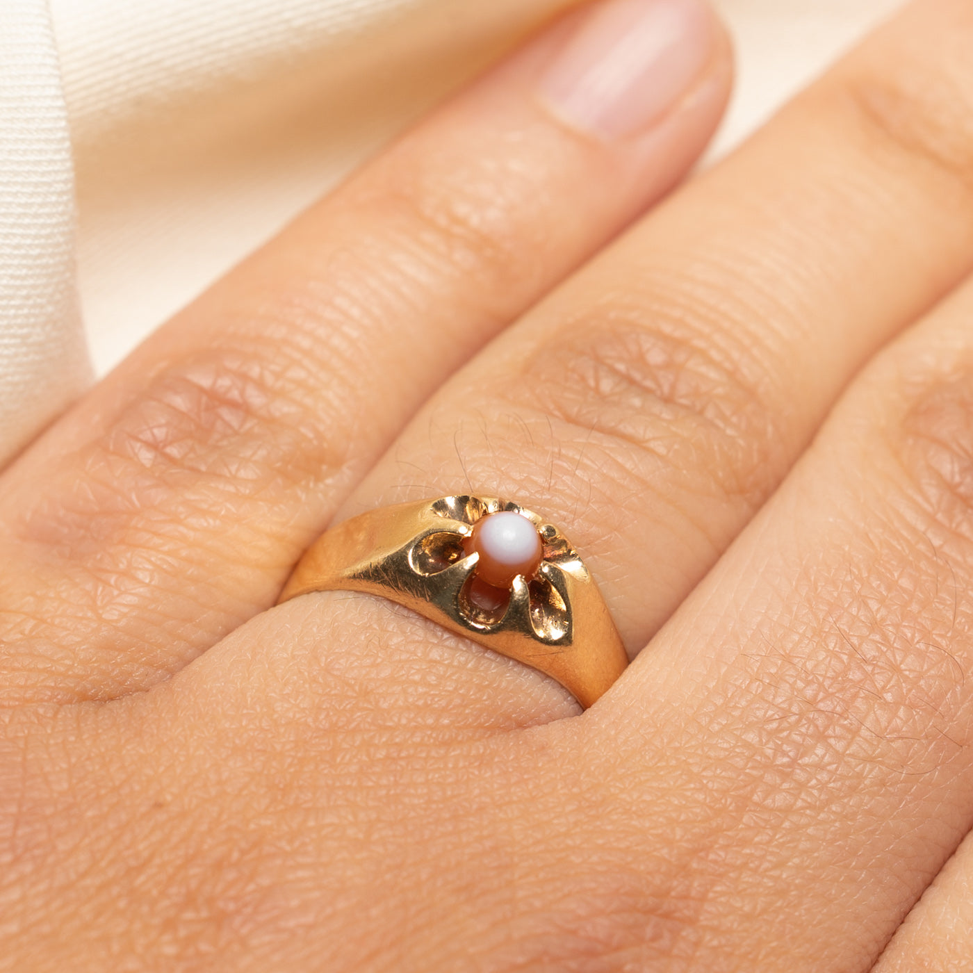 Vintage Belcher Sardonyx Ring | 0.26ct | SZ 7.25