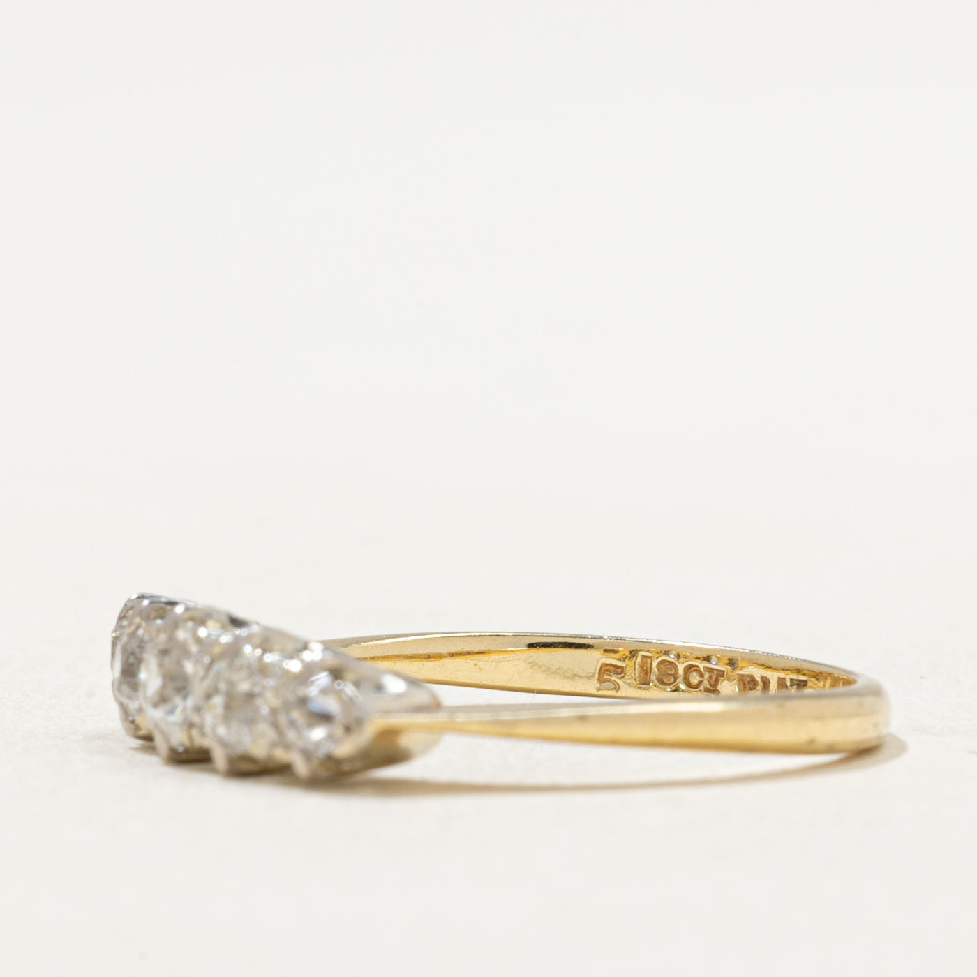 Bague cinq diamants taille ancienne européenne | 0,53 ct au total | Taille 6,75