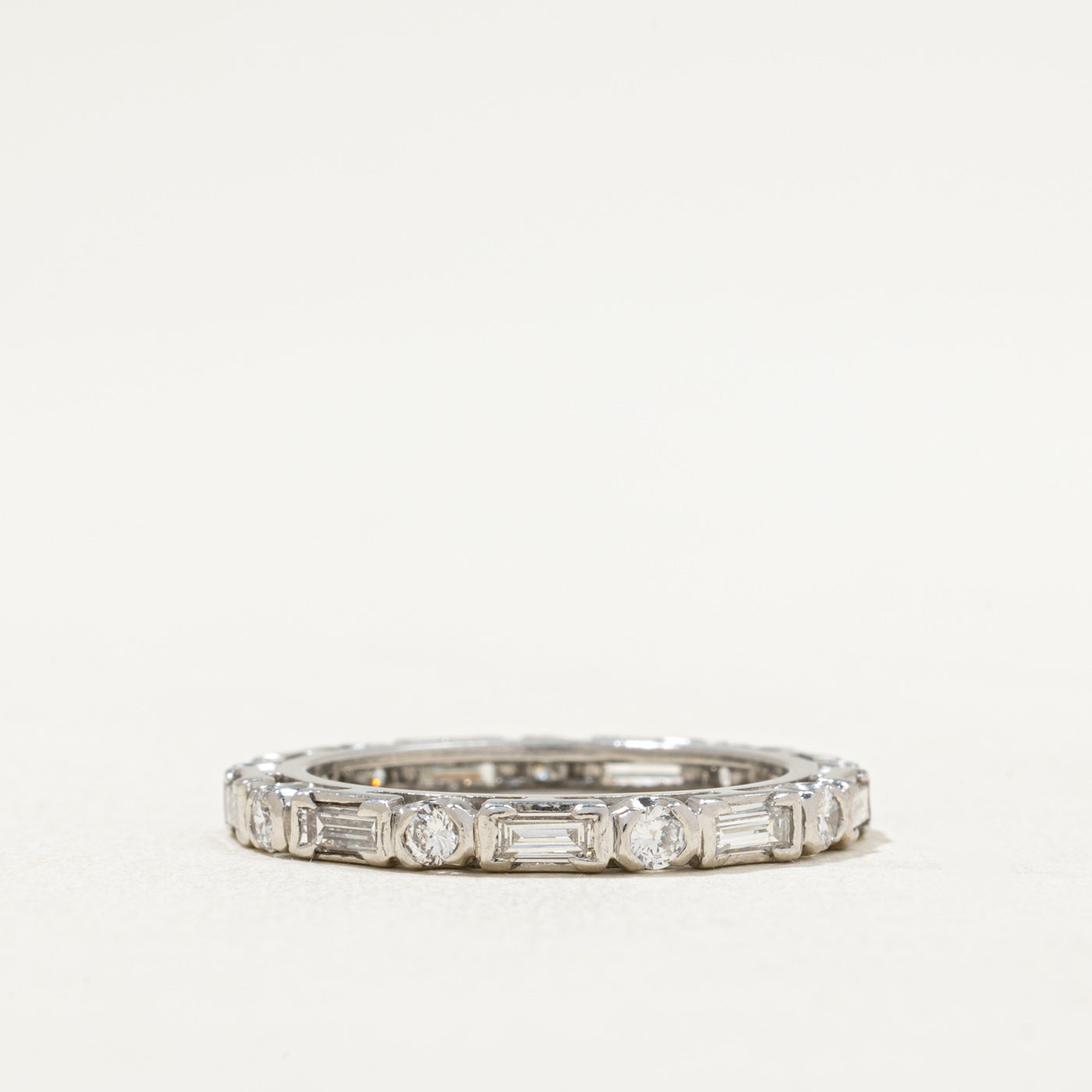 Alliance sertie de diamants taille mixte | 1,00 ct au total | Taille 6,75
