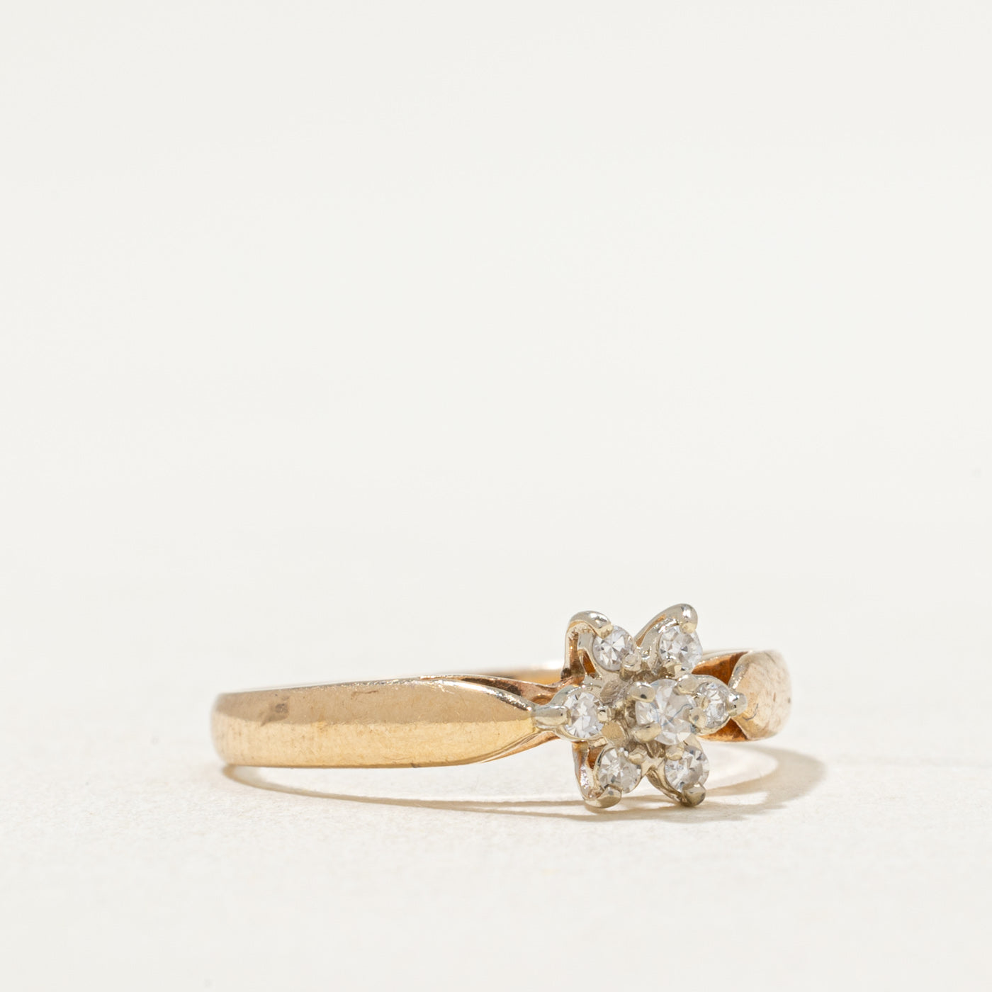 Bague pétale de diamant | 0,09 ct | Taille 6