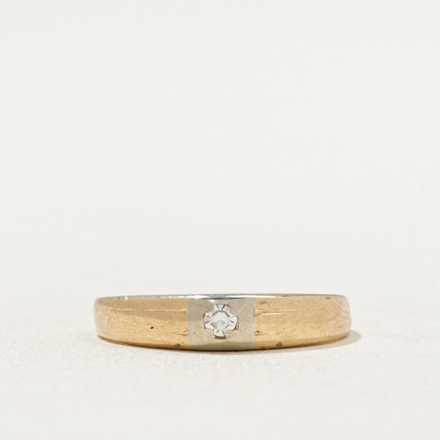 Bague sertie de diamants à fleur | 0,03 ct | Taille 3,5