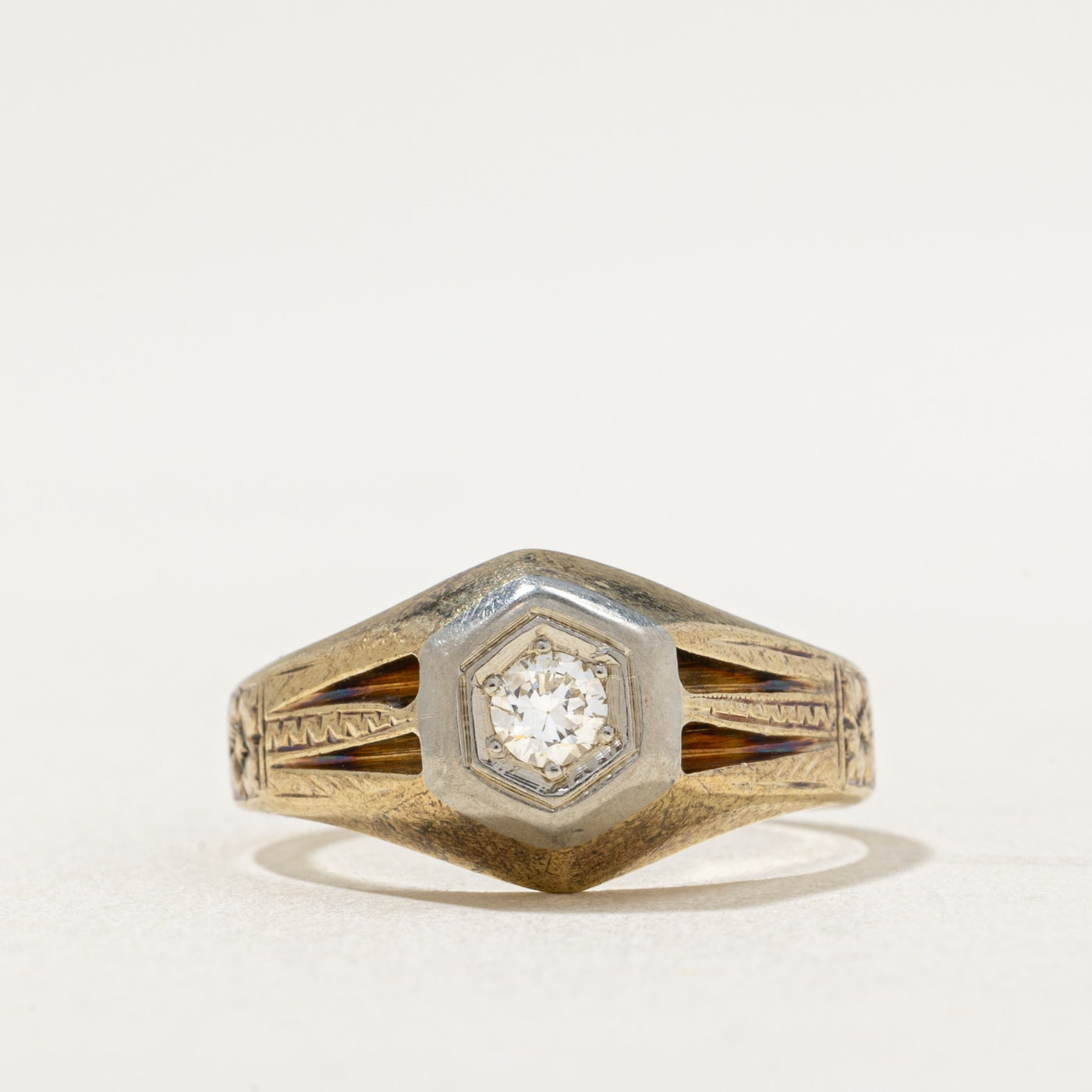 Solitaire Diamond Engraved Ring | 0.17ct | SZ 9