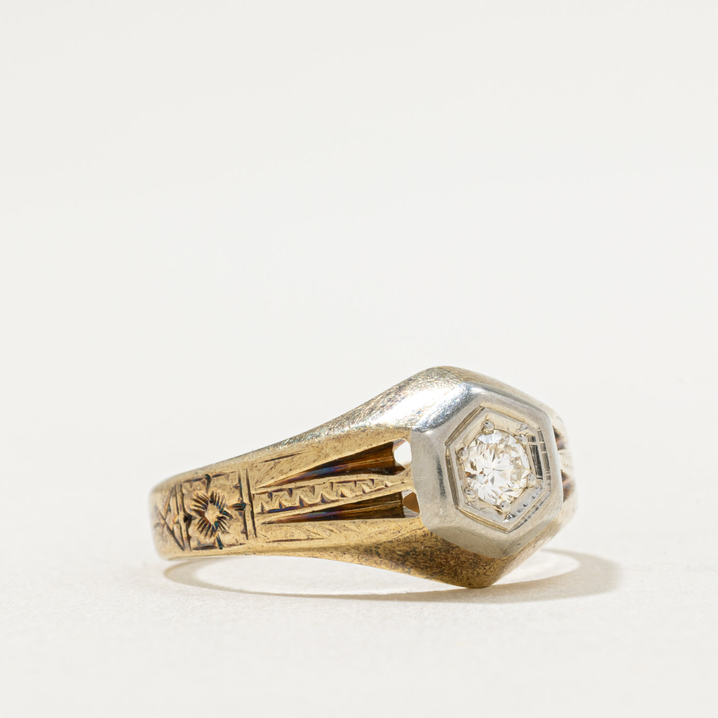 Solitaire Diamond Engraved Ring | 0.17ct | SZ 9