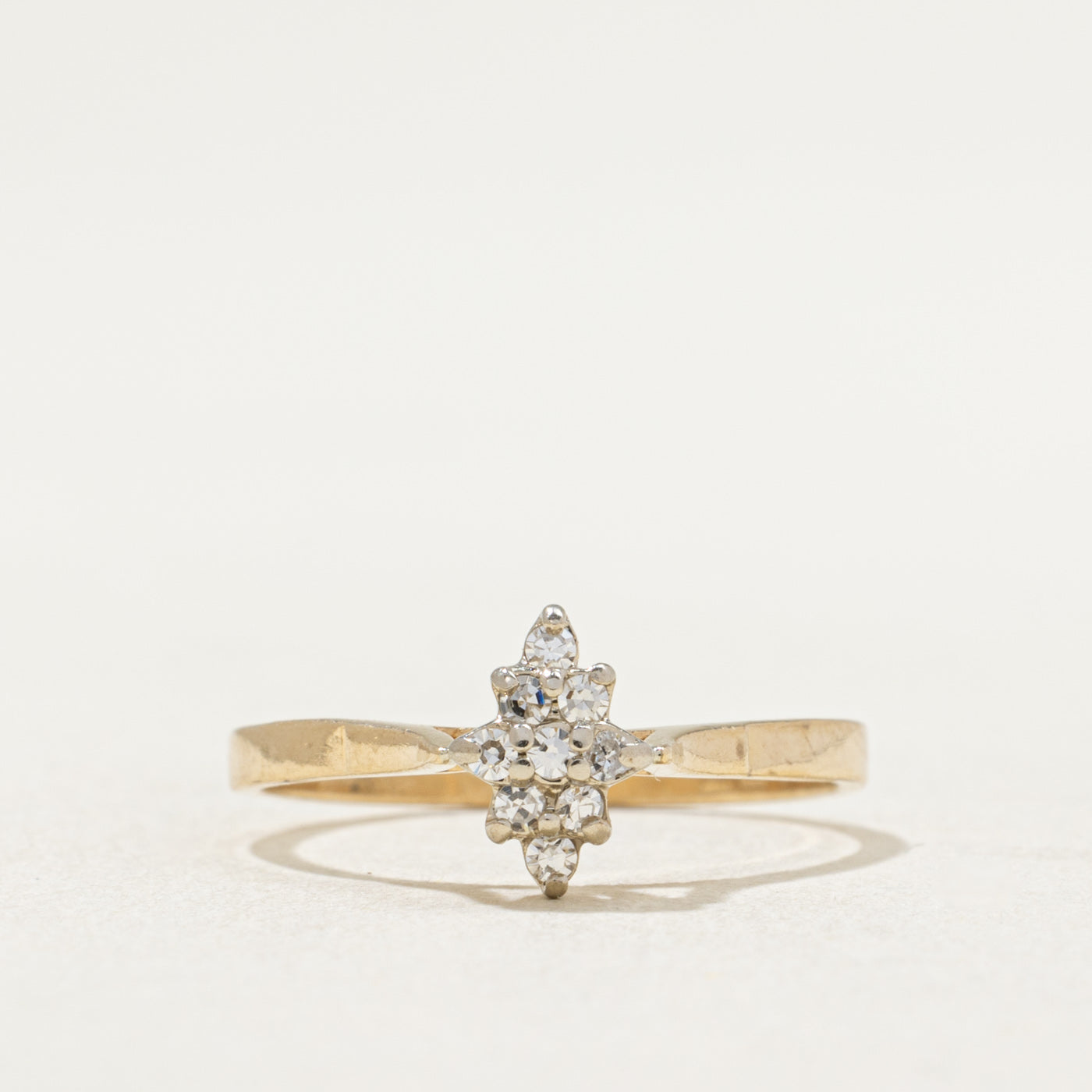 Vintage Diamond Cluster Ring | 0.09ctw | SZ 5.5