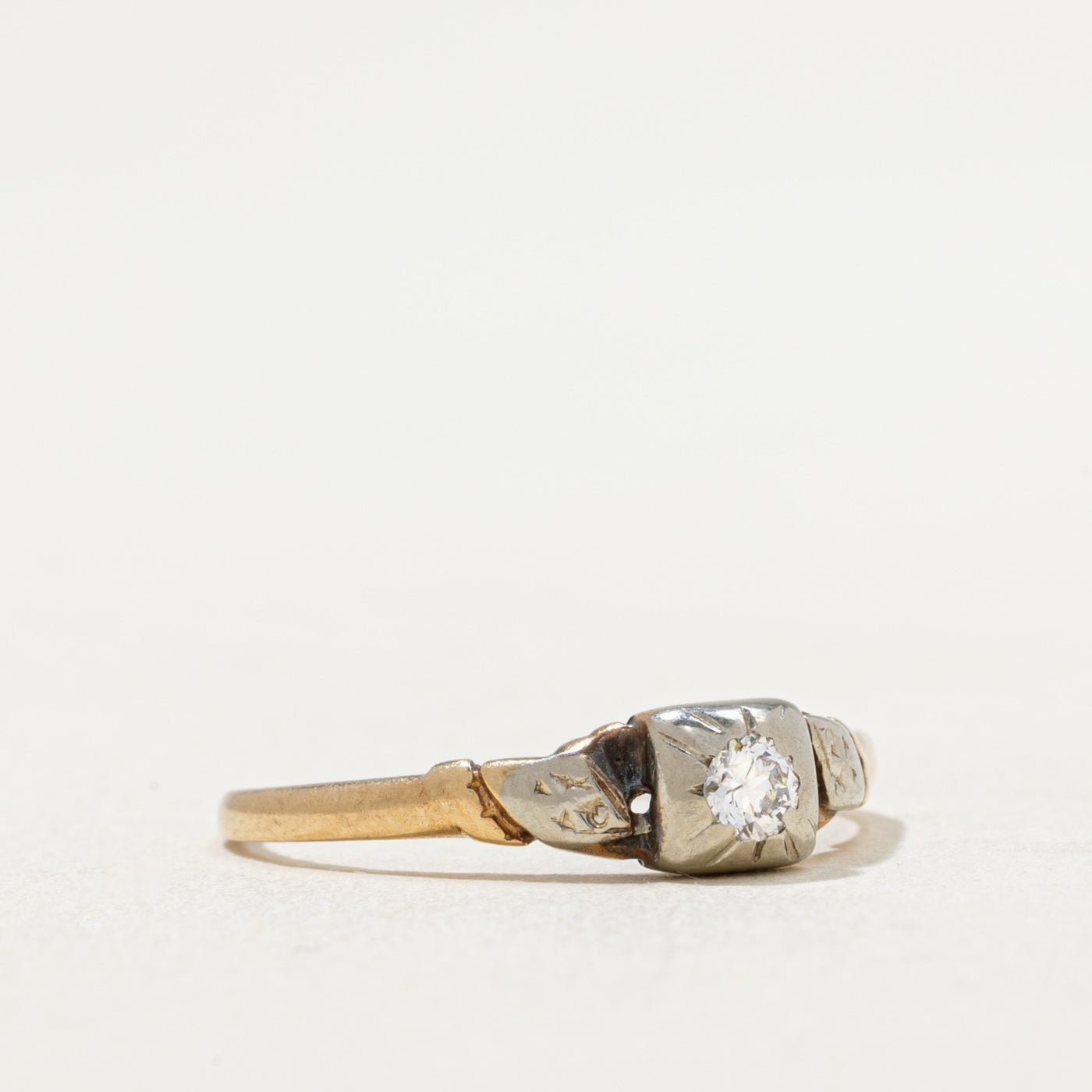 Vintage Single Stone Diamond Ring | 0.10ct | SZ 6.5