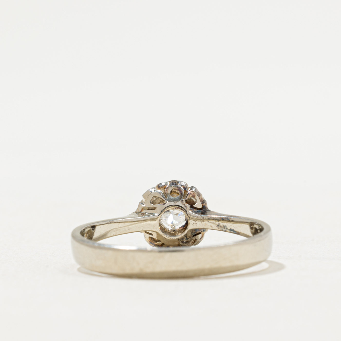 Vintage Belcher Set Diamond Engagement Ring | 0.20ct | SZ 7.75