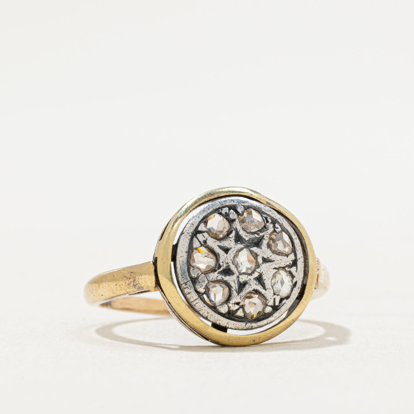 Bague en argent antique sertie d'un diamant taille rose sur or 18 carats | 0,24 ct | Taille 7,25