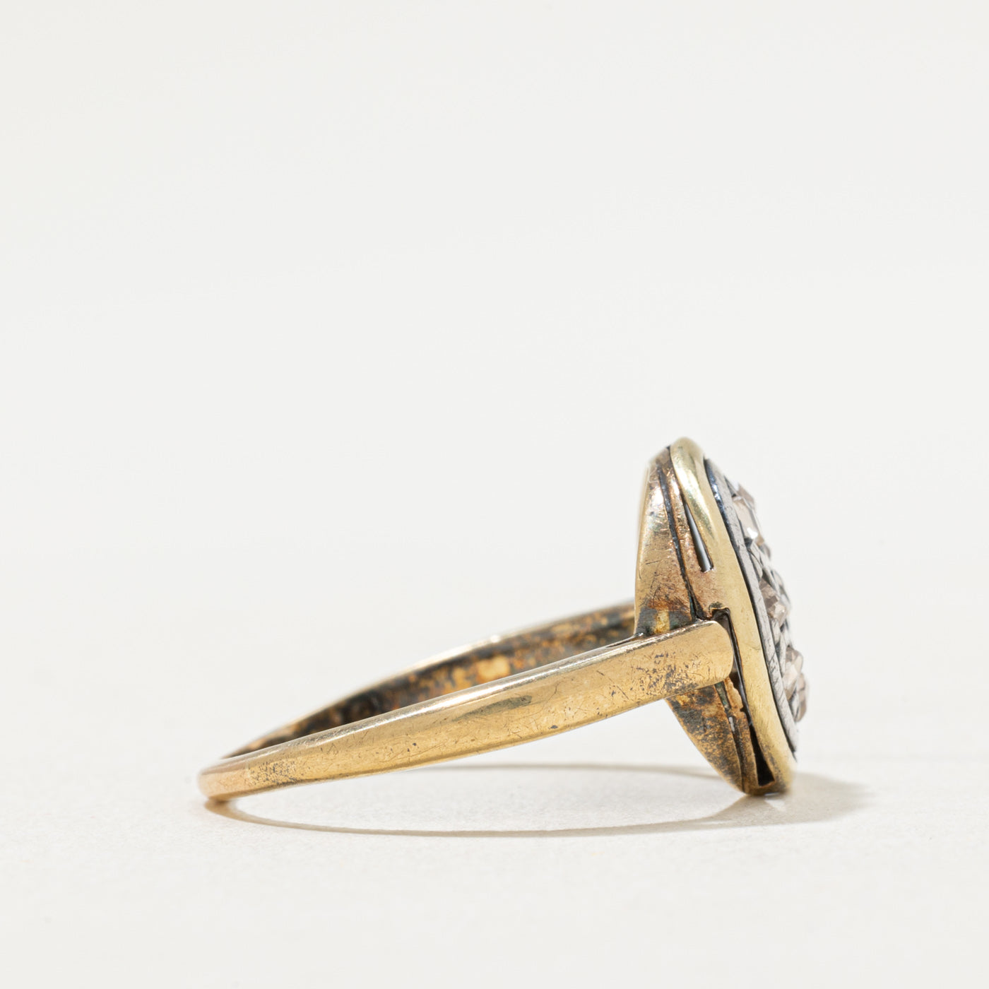 Bague en argent antique sertie d'un diamant taille rose sur or 18 carats | 0,24 ct | Taille 7,25