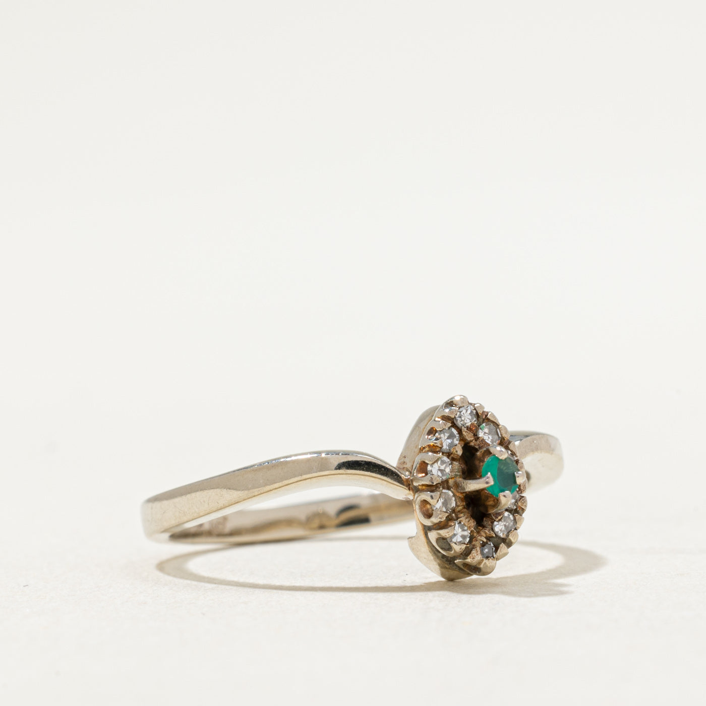 Green Glass & Diamond Chevron Ring | 0.03ct, 0.10ctw | SZ 8