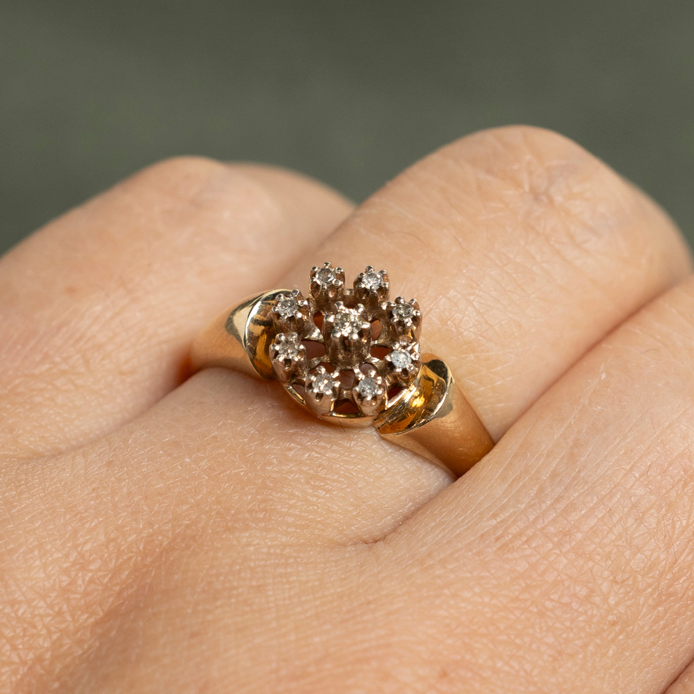 Diamond Cluster Cocktail Ring | 0.11ctw | SZ 7.5