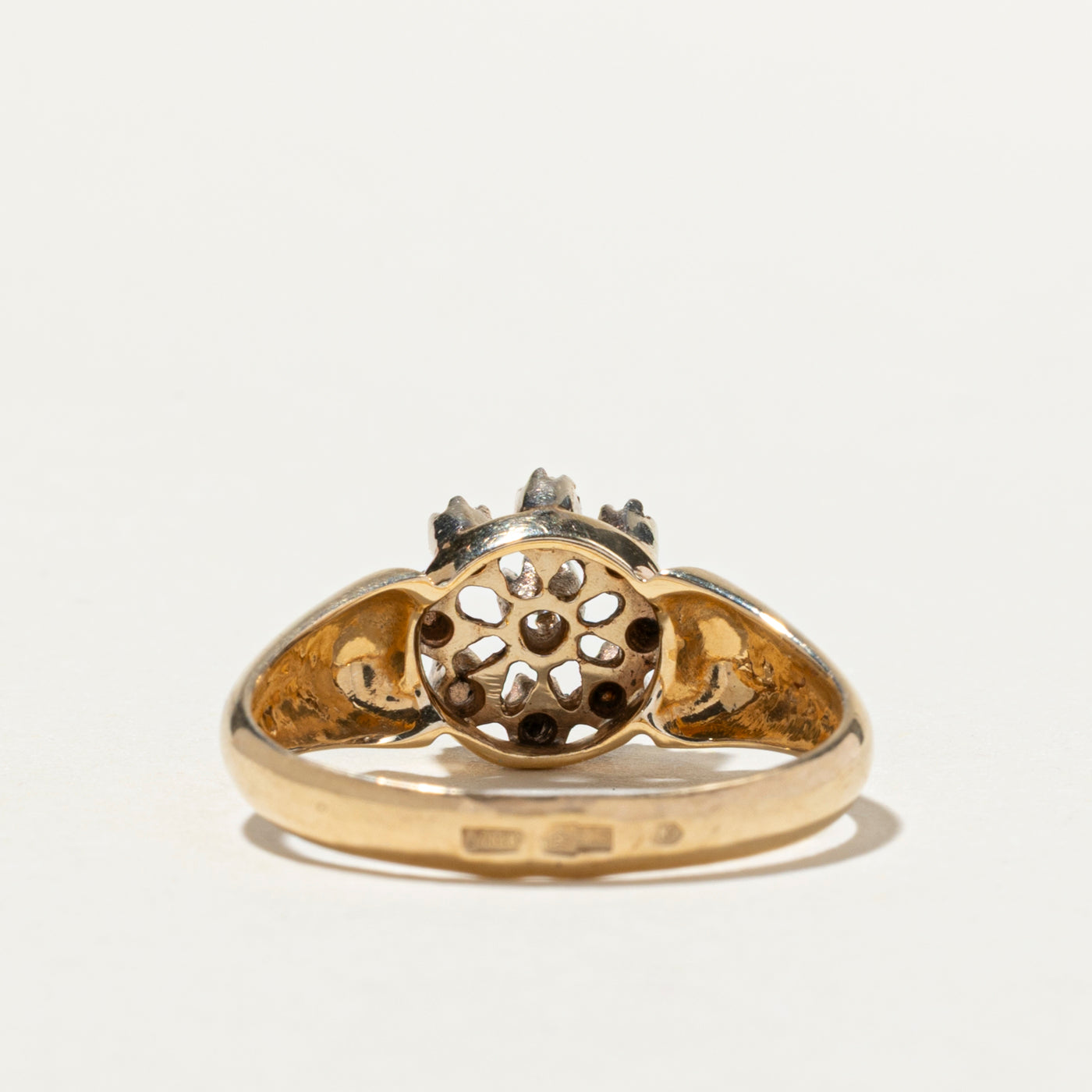 Diamond Cluster Cocktail Ring | 0.11ctw | SZ 7.5