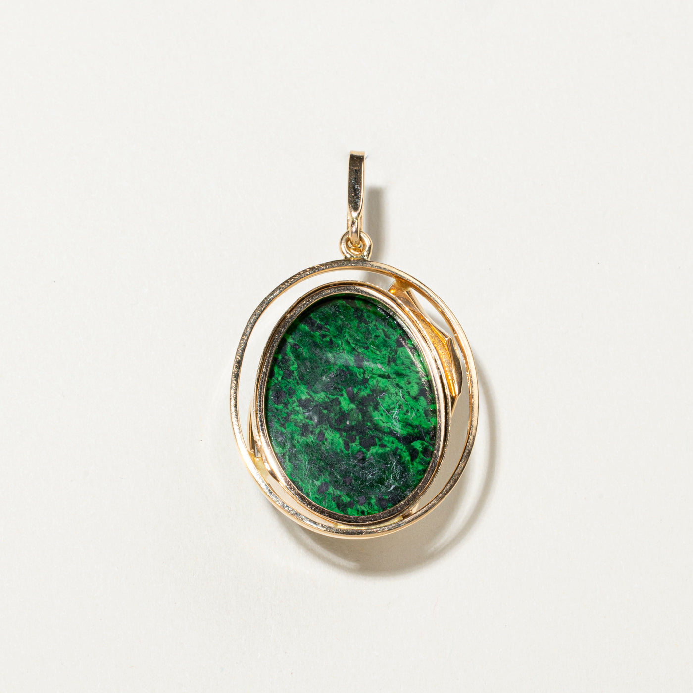 Maw Sit Sit Pendant | 12.00ct